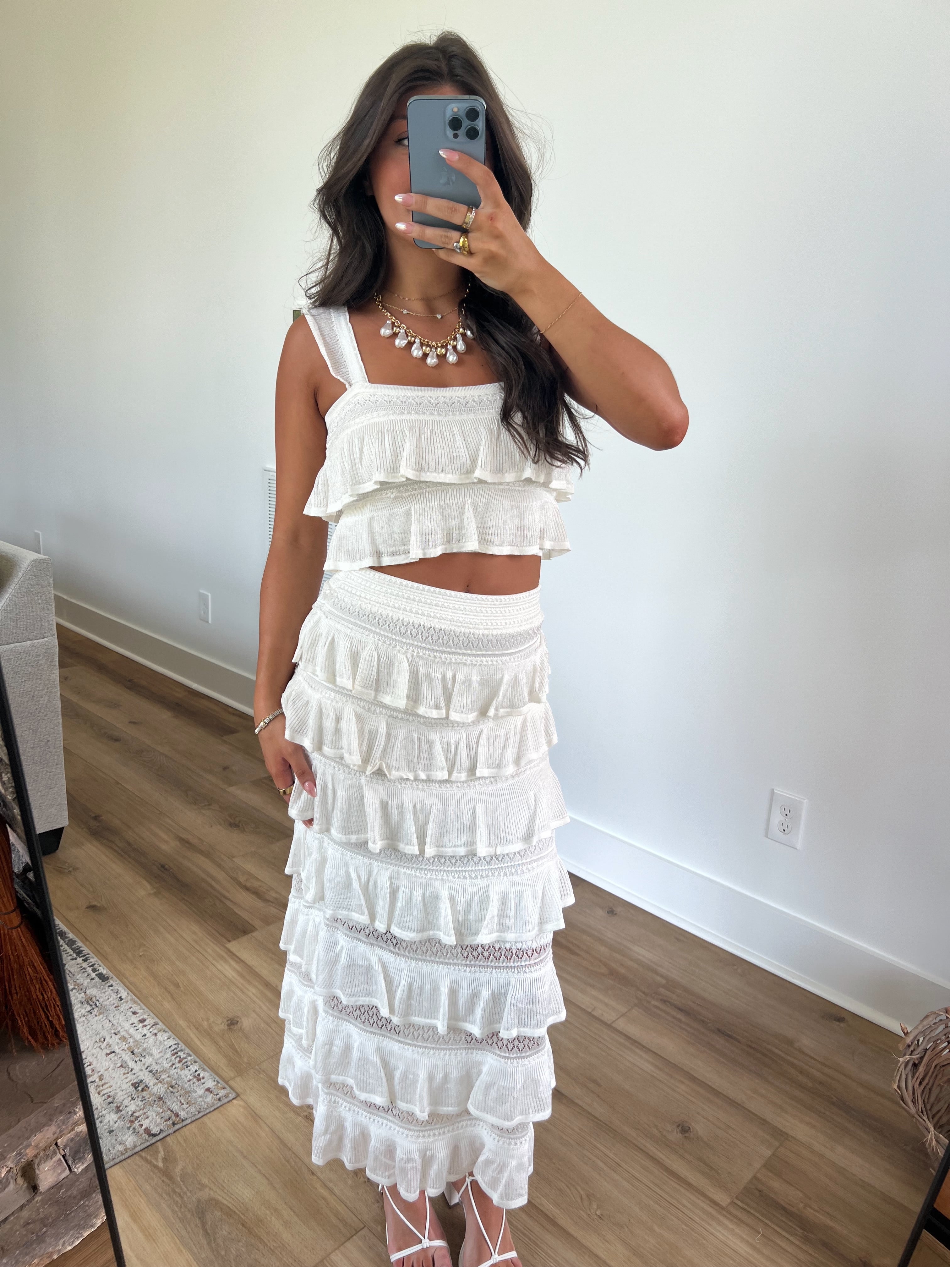 Share A Toast Ruffle Set