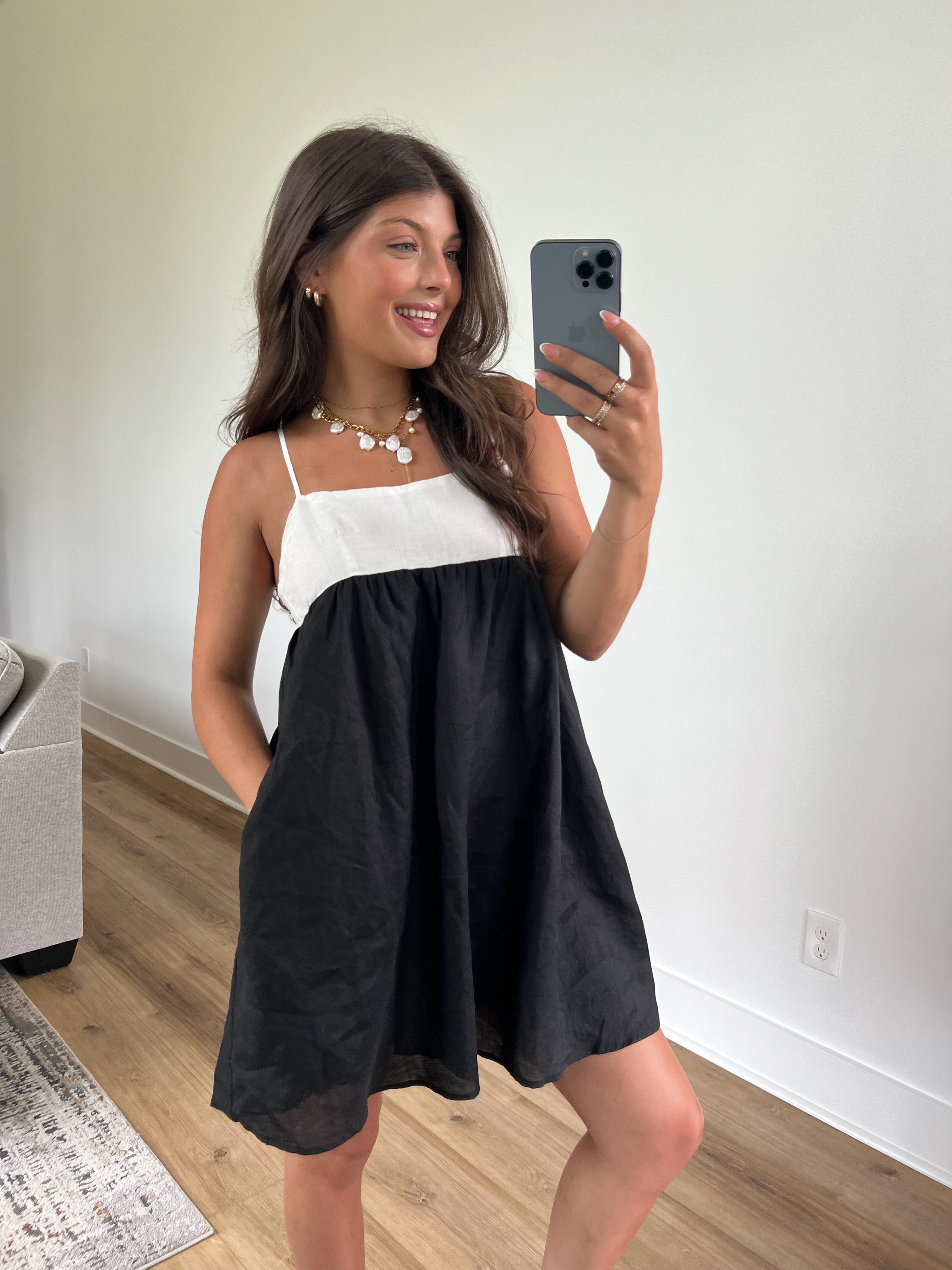 Capri Cami Dress (White/Black)