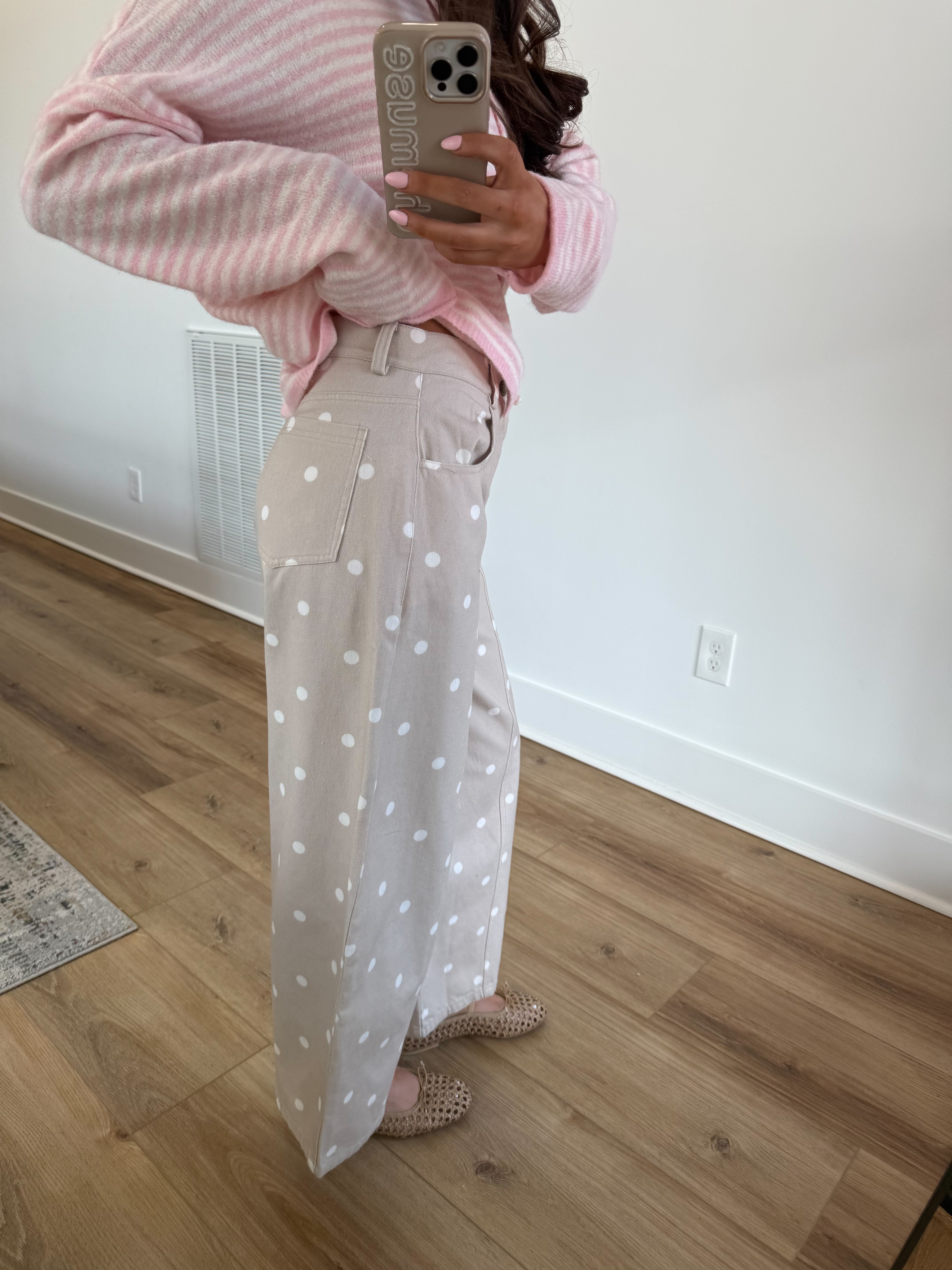 The Polly Barrel Jean (Tan/White)