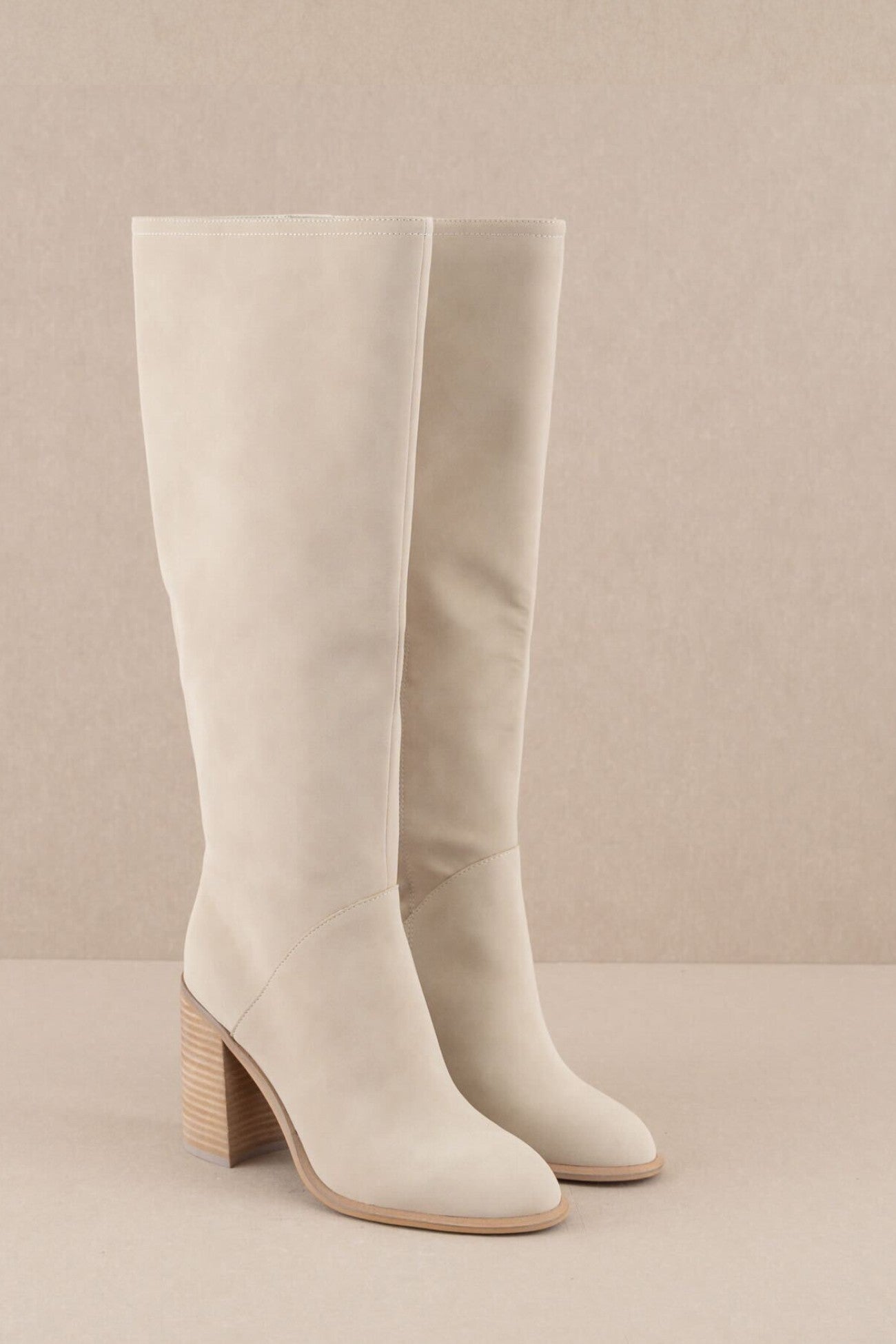 Light Grey Knee High Boots(PRE-ORDER (1-2 week)/ Restock)