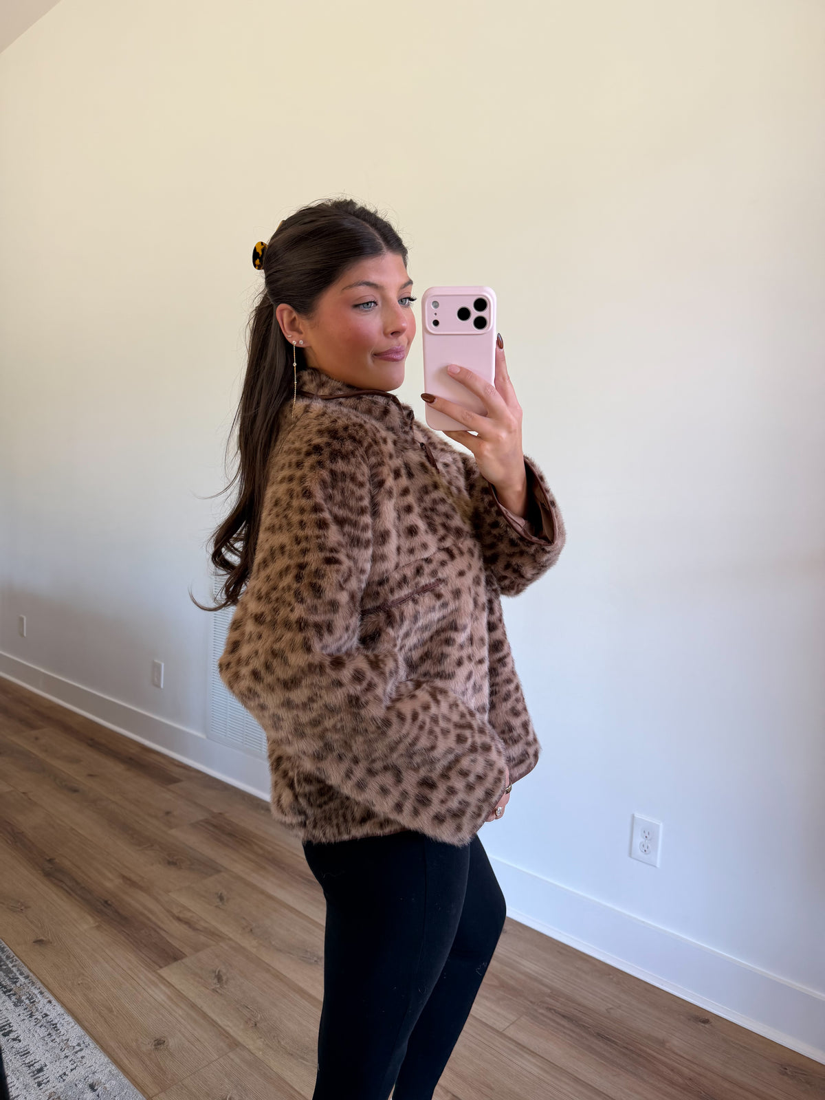 Cheetah Sister Pullover
