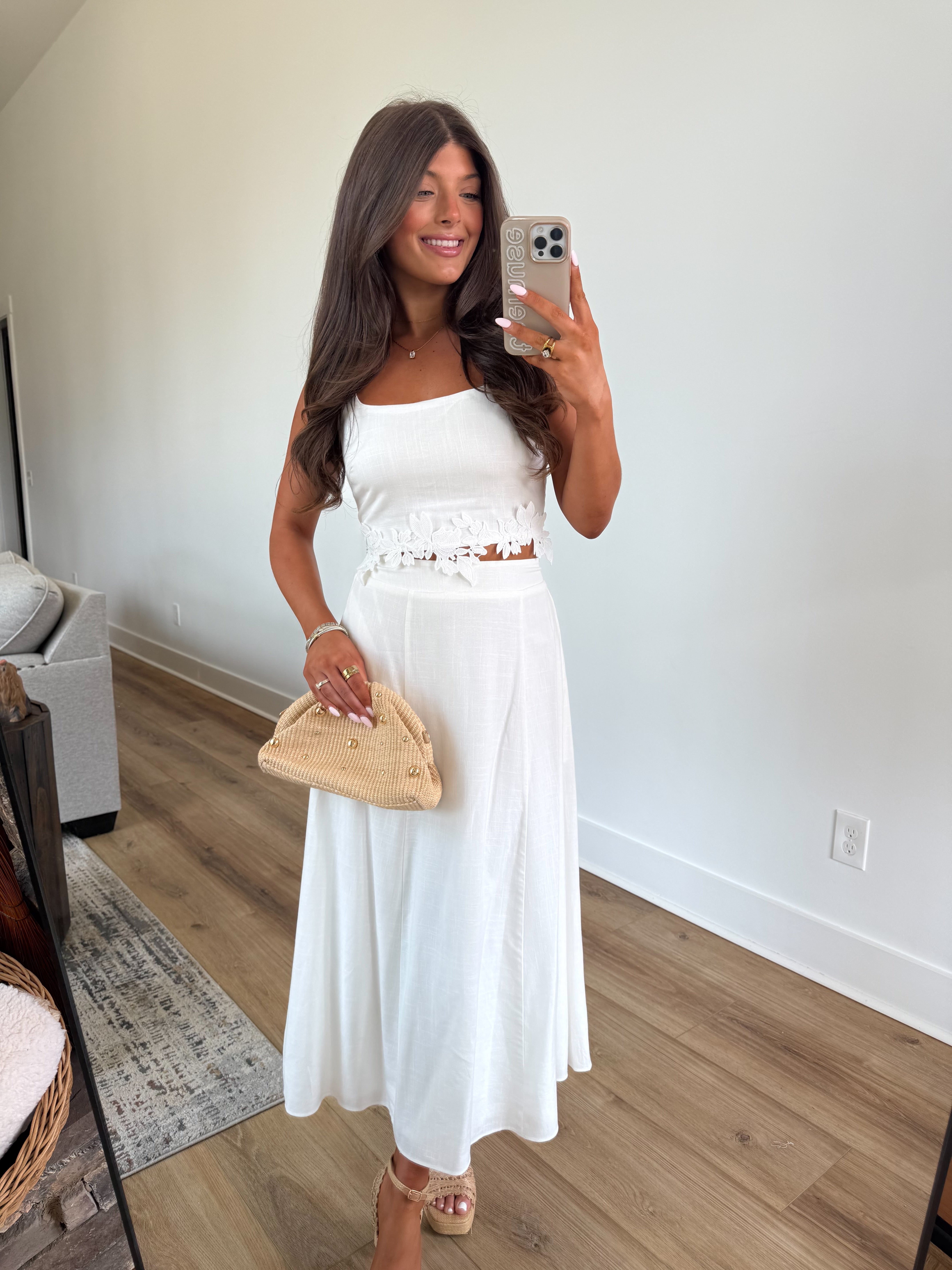 Floral Trim Linen Set