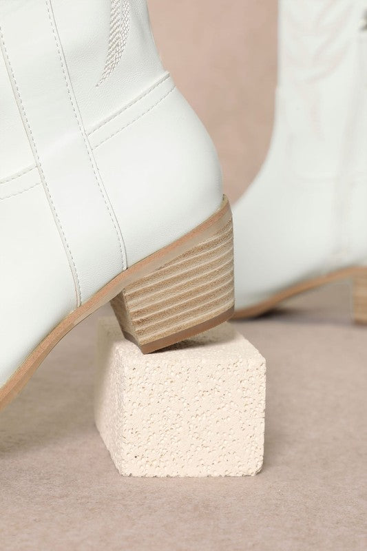 White Staple Cowgirl Boot