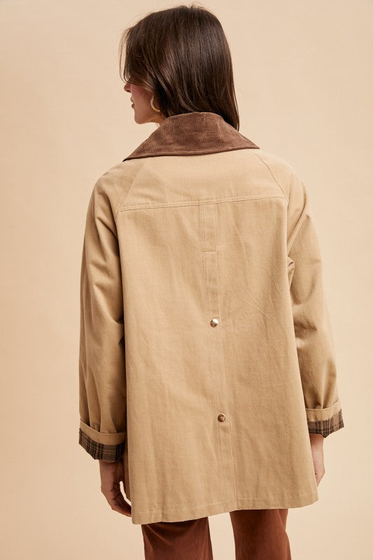 Beige Barn Jacket (Plaid Inside)