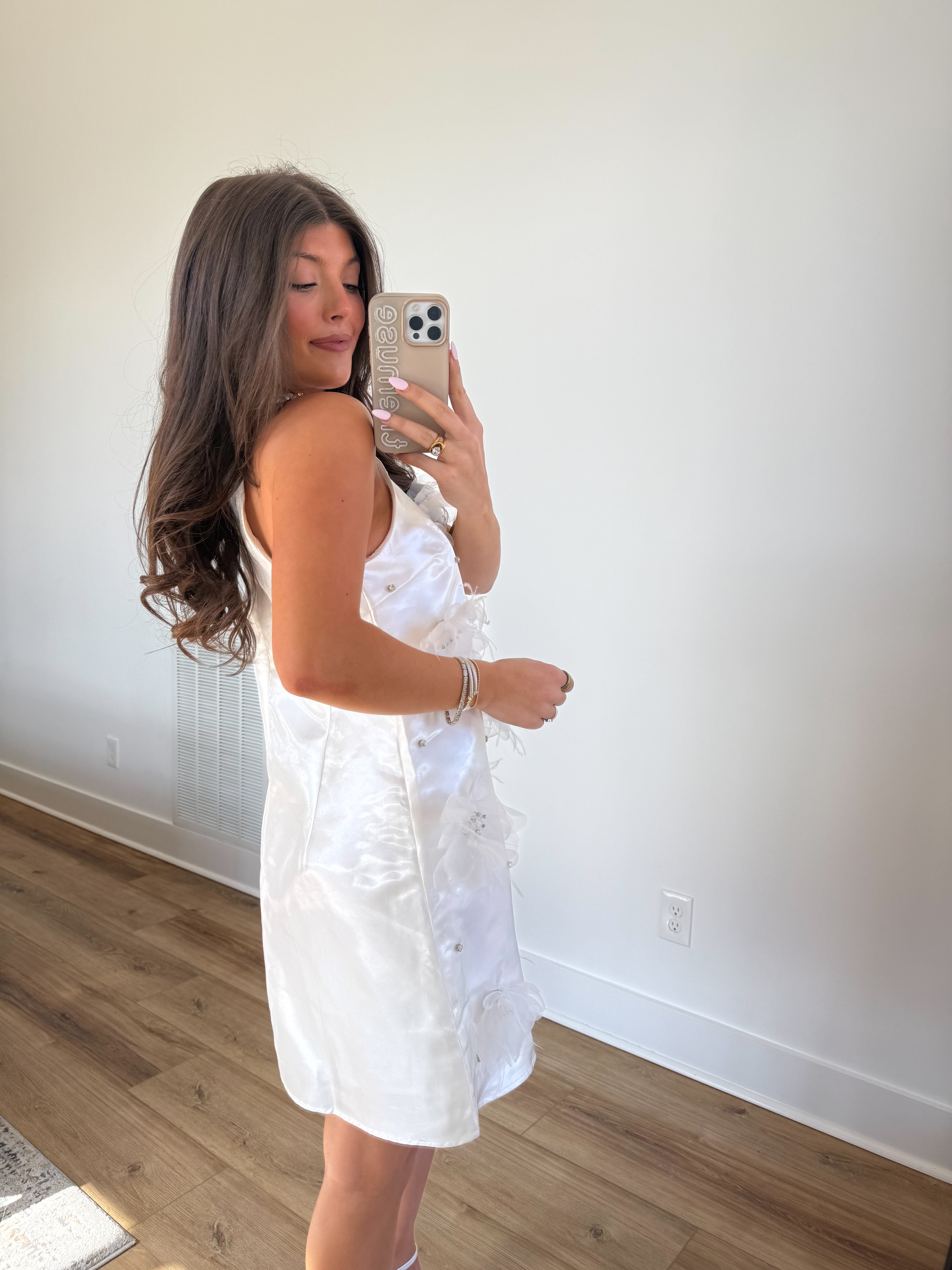 The Elegant Ivory Mini