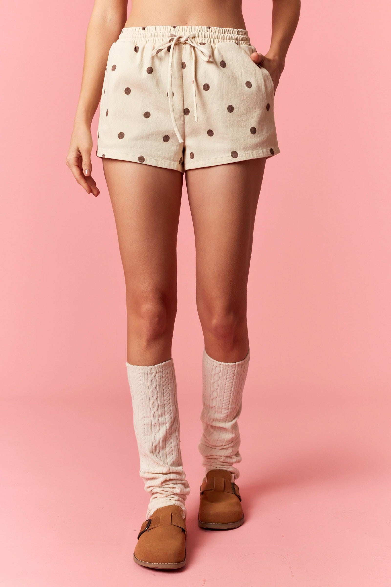 Mini Dot Shorts (Brown)