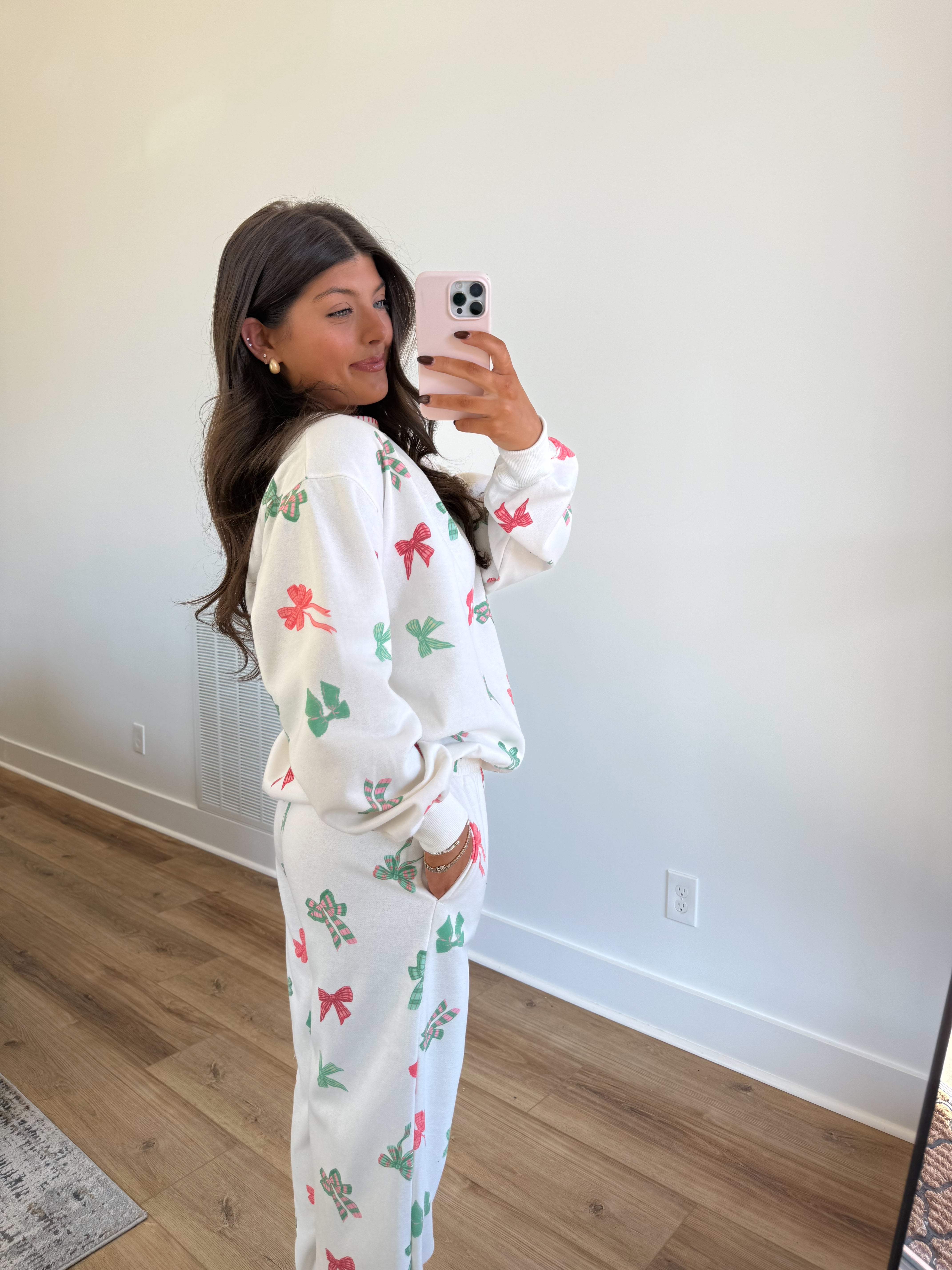 The Tied With a Bow Set