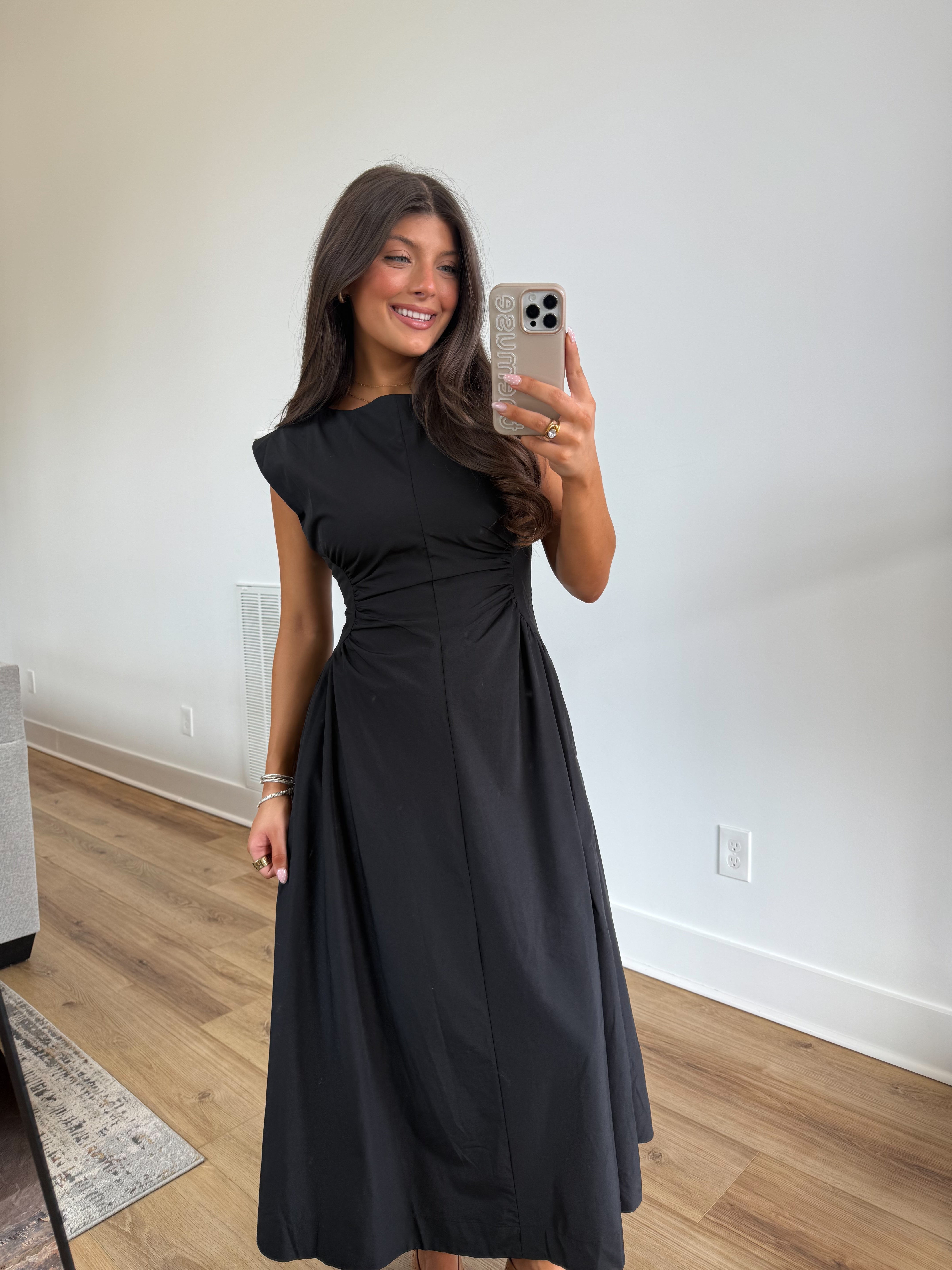 The Timeless Midi (Black)