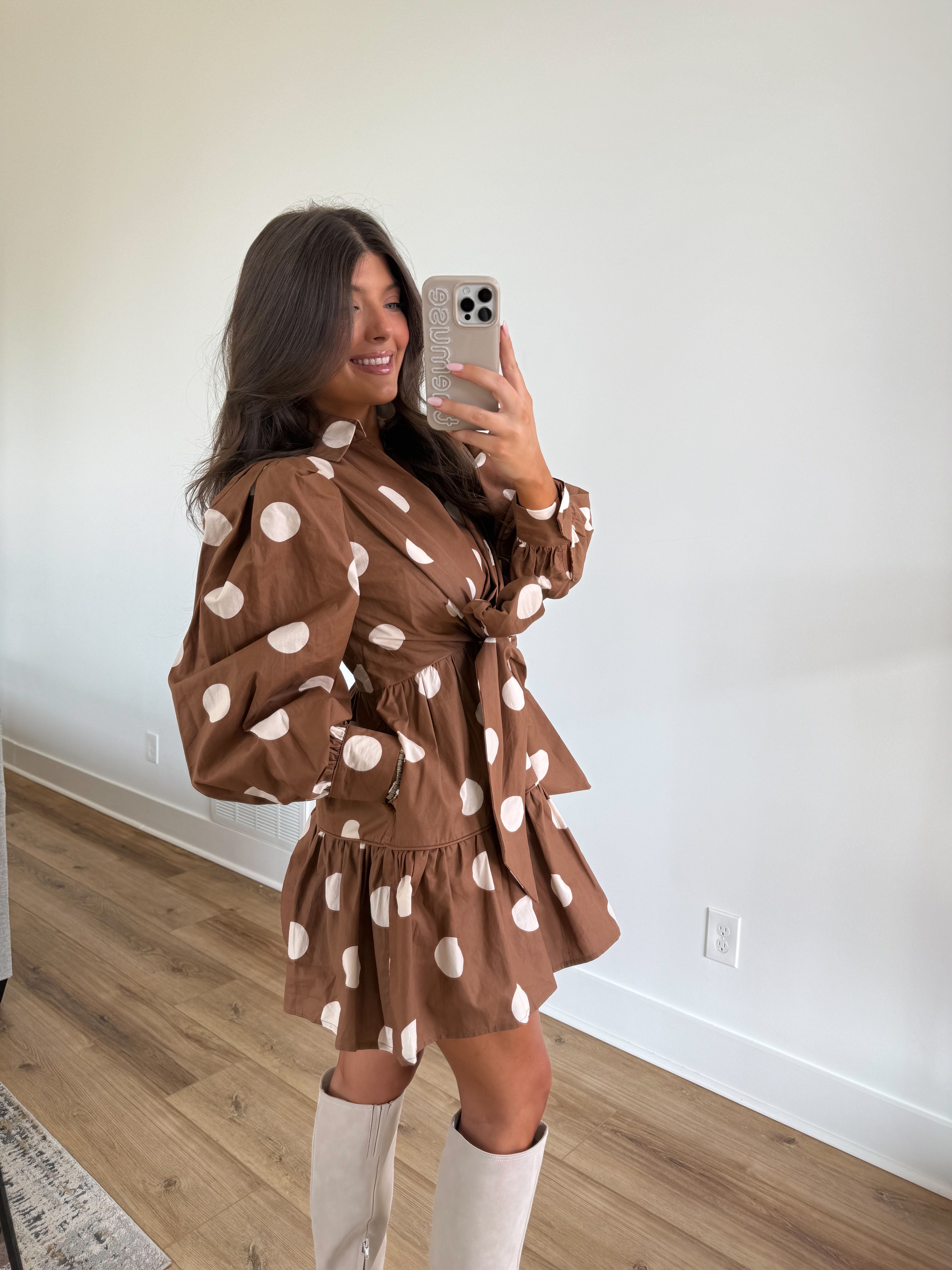 The Bowed Mocha Mini
