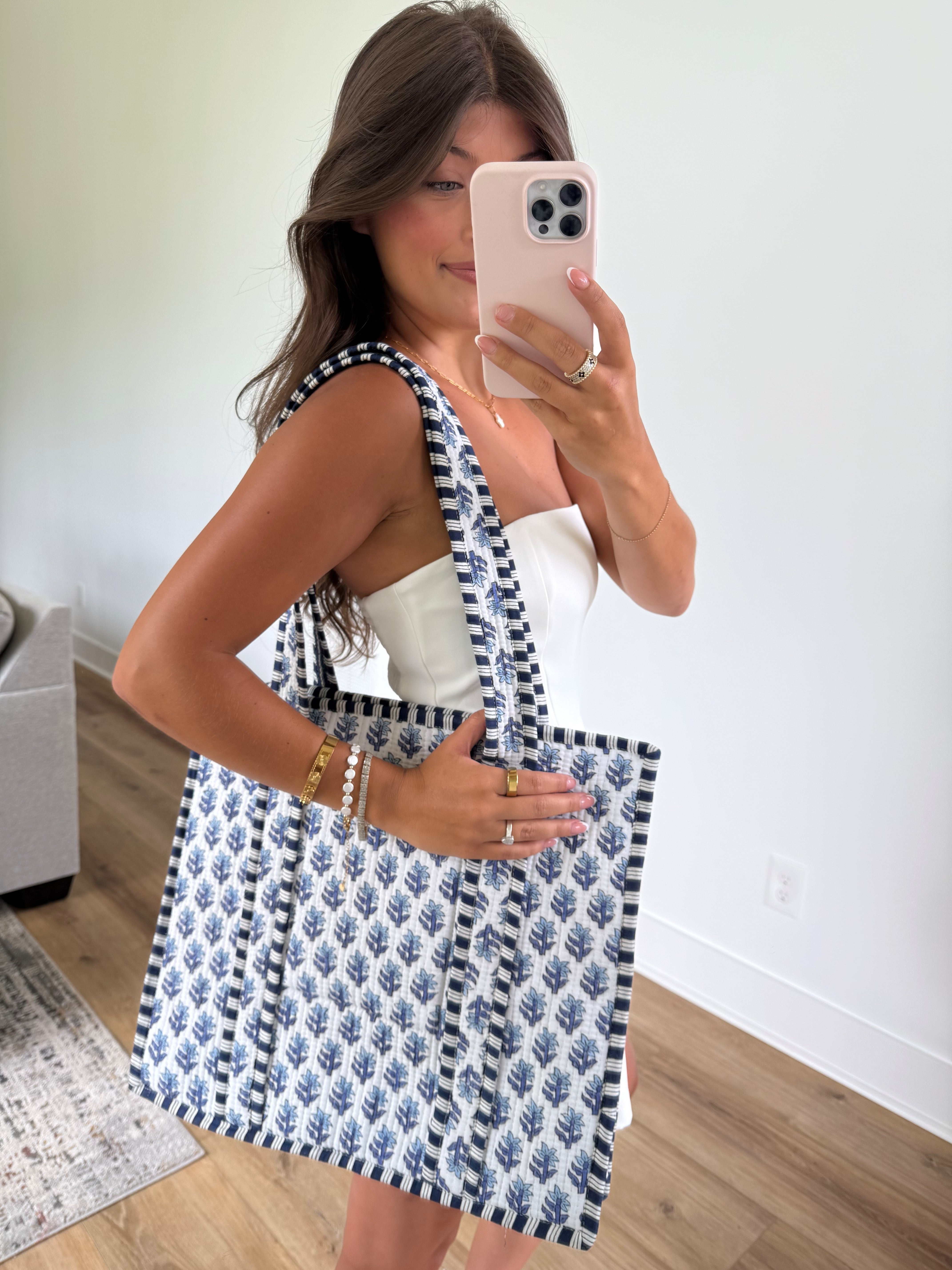 The Garden Club Tote (Blue Tulips)