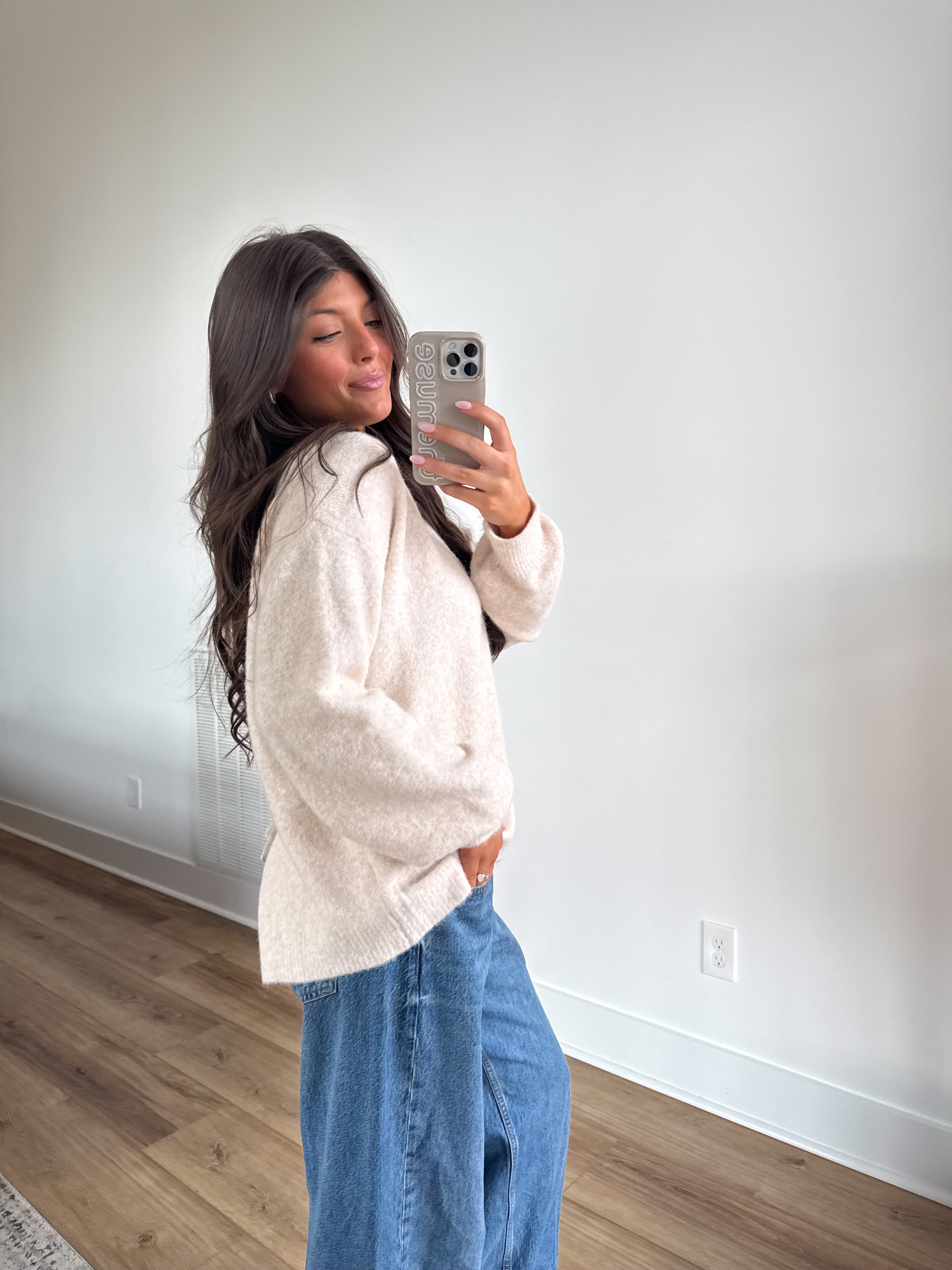 The Snowfall Bow Sweater (Cream)