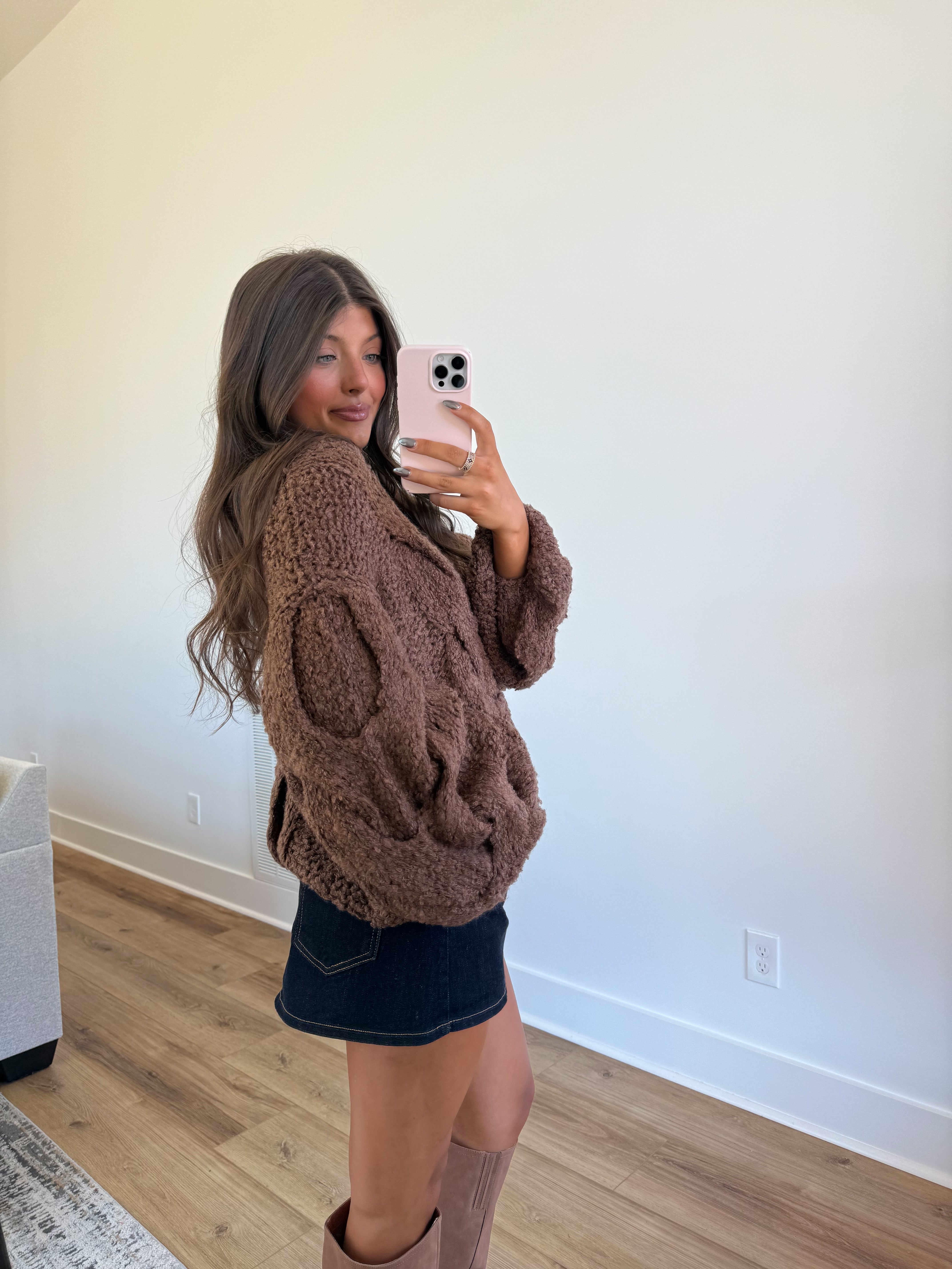 The Signature Knit (Brown)