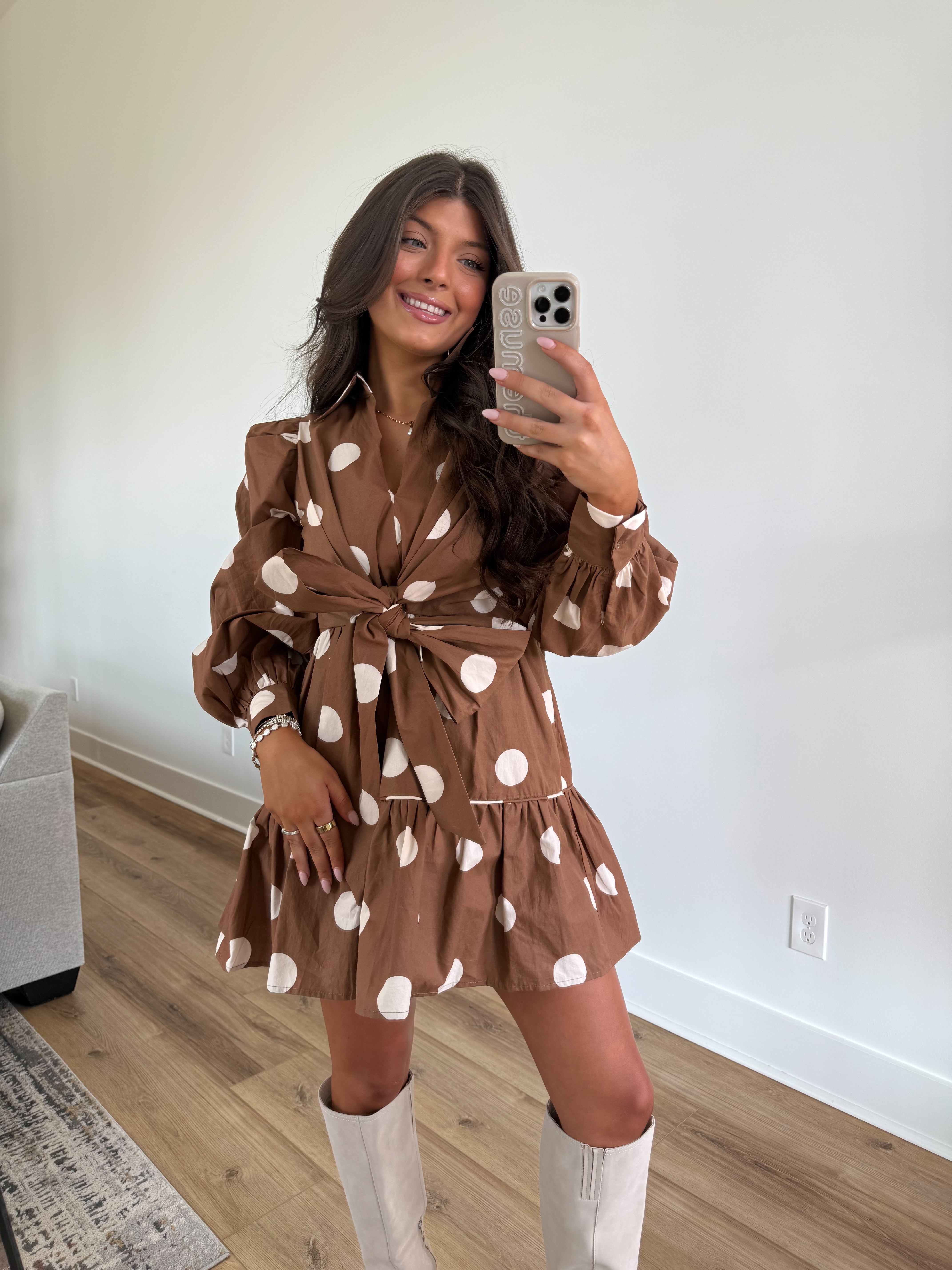 The Bowed Mocha Mini