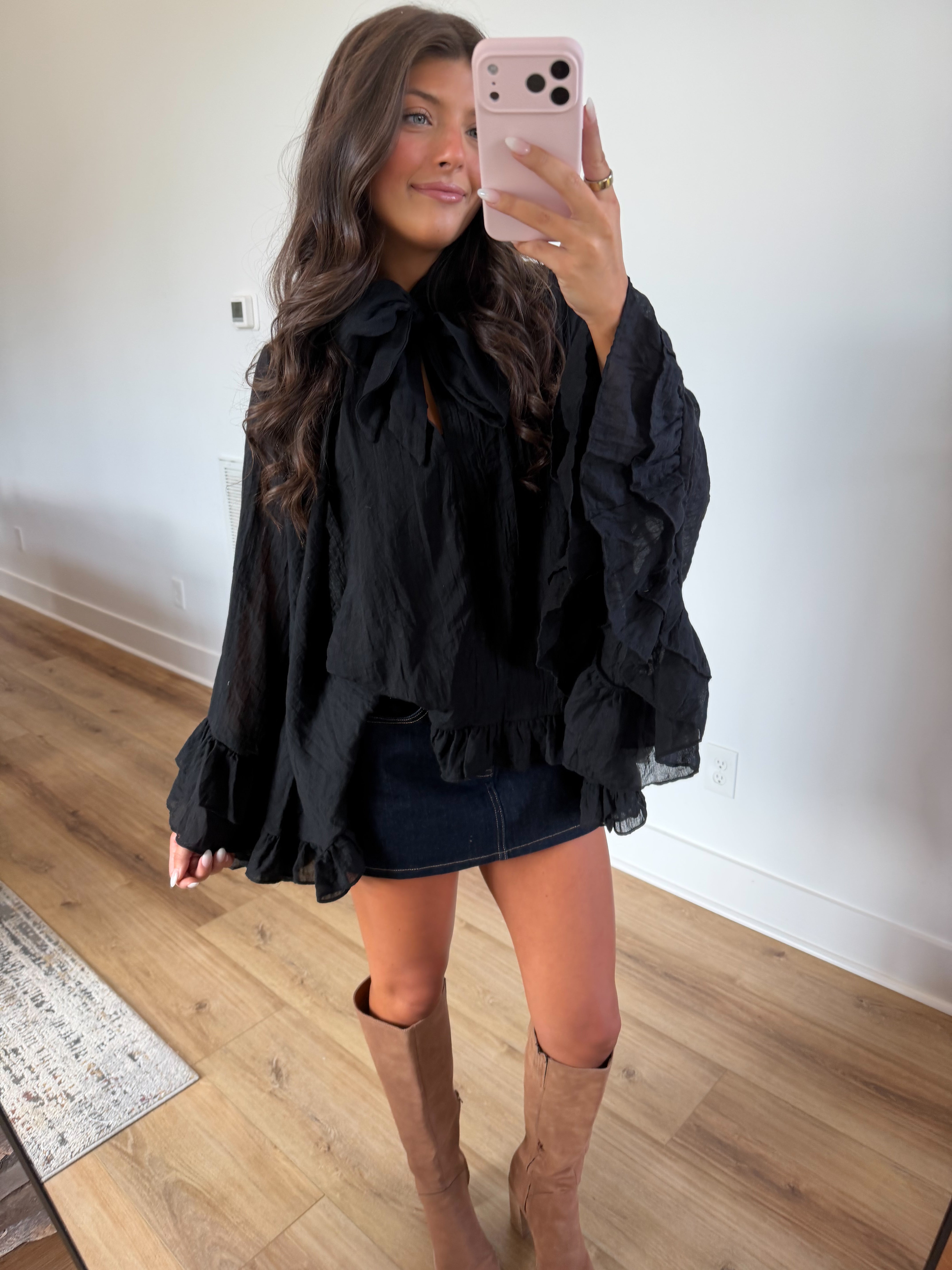 She’s a Diva Blouse (Black)