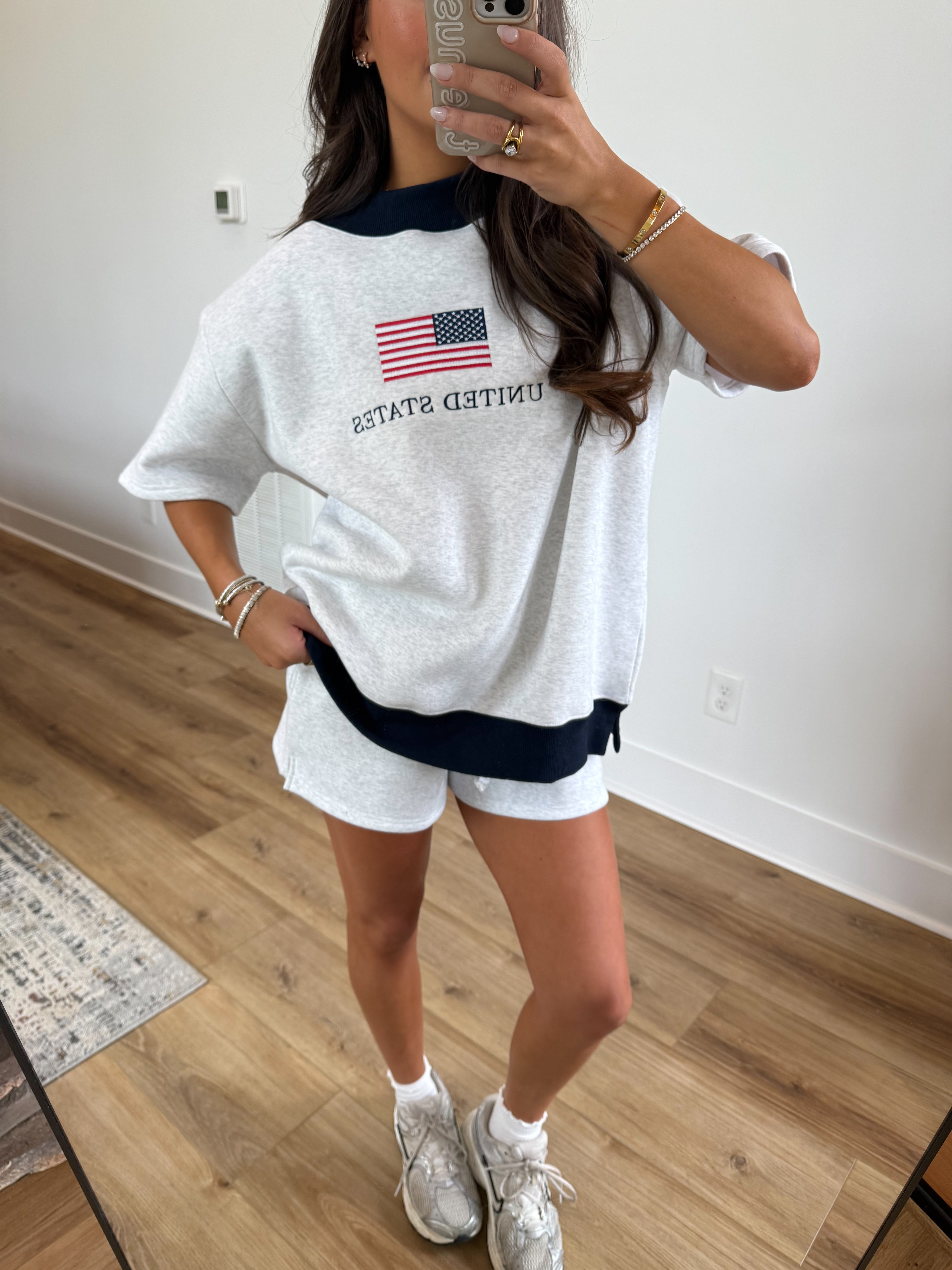 USA Mockneck Sweatshirt Tee