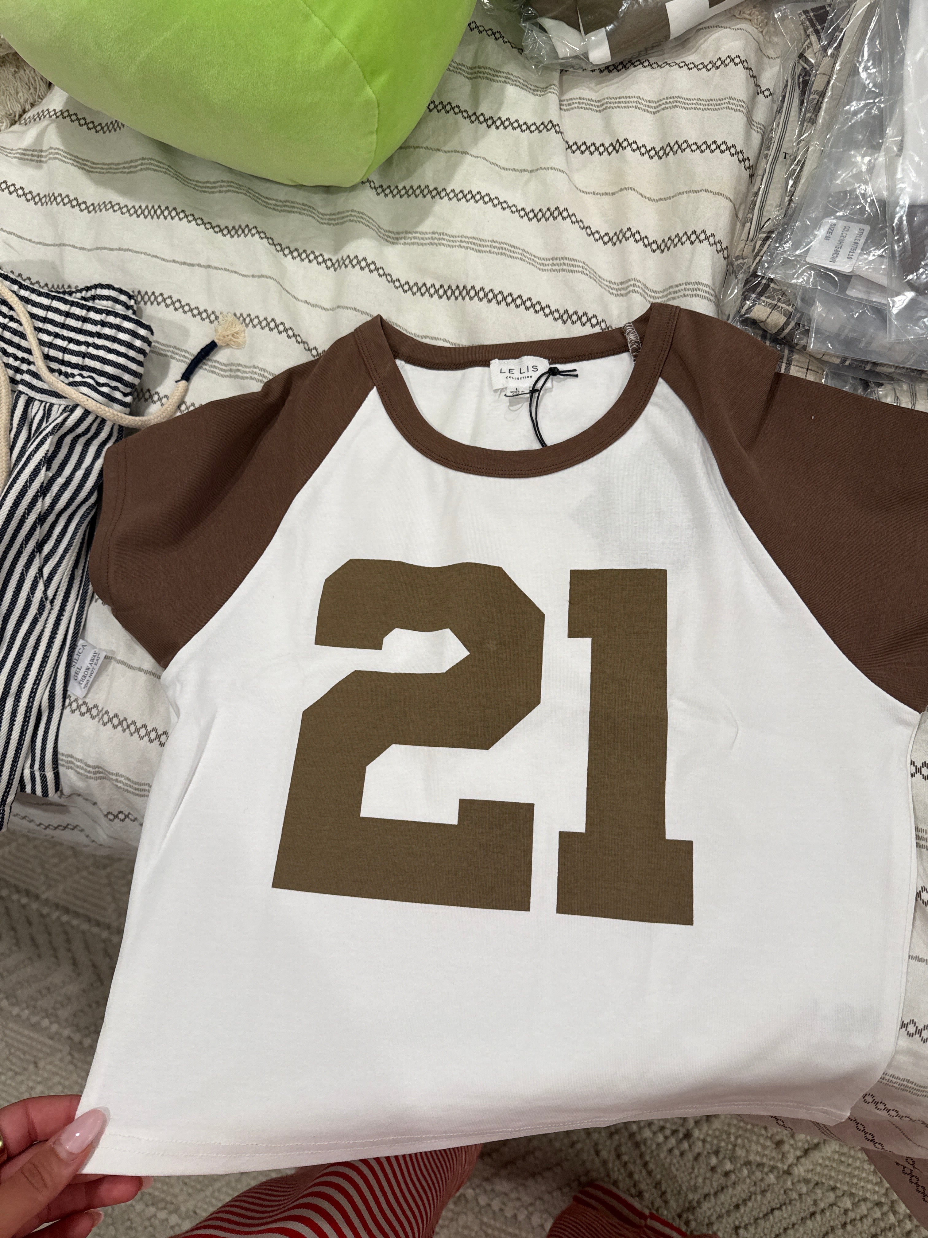 21 TEE