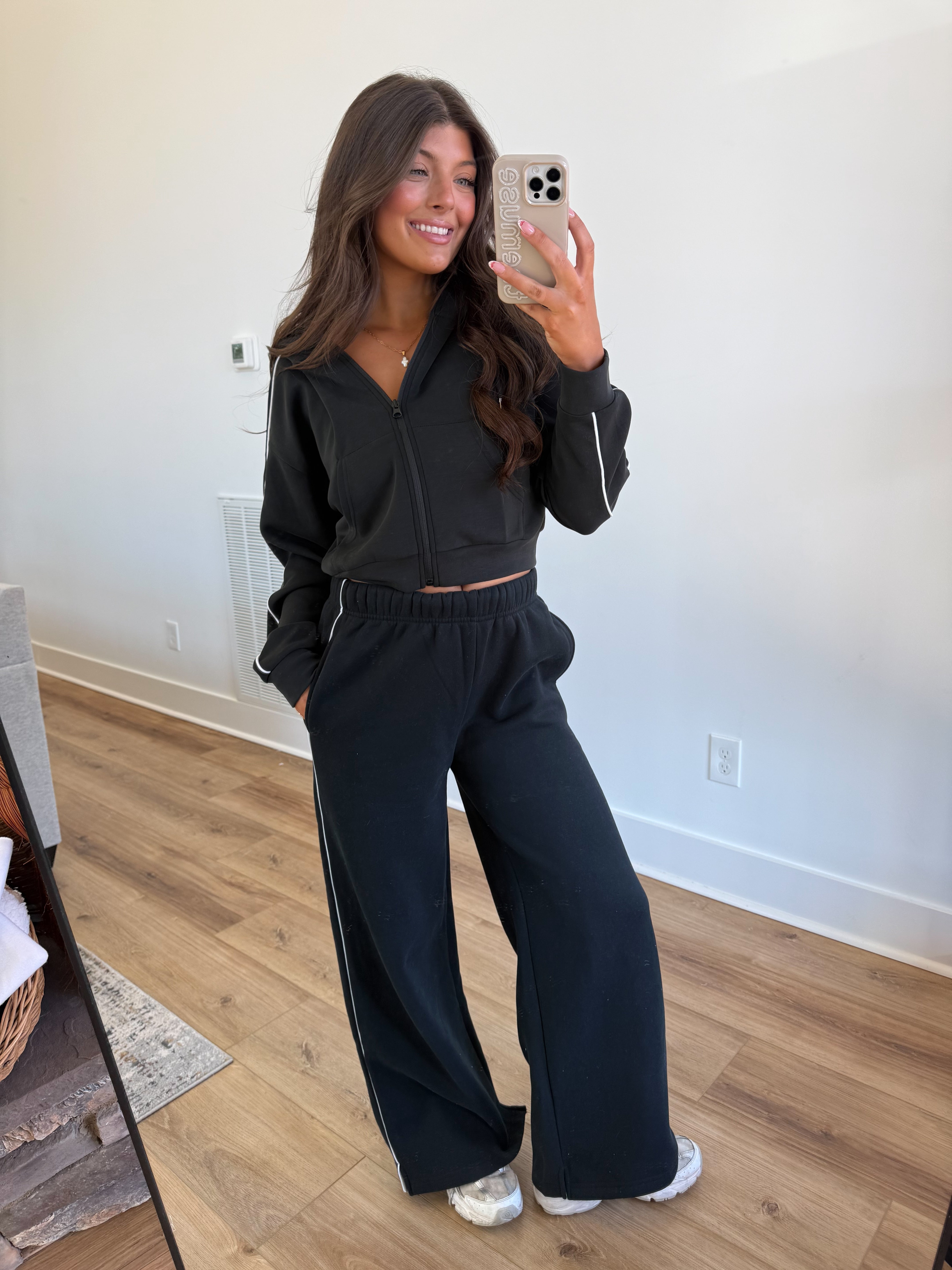 The Easy Wear Black Set