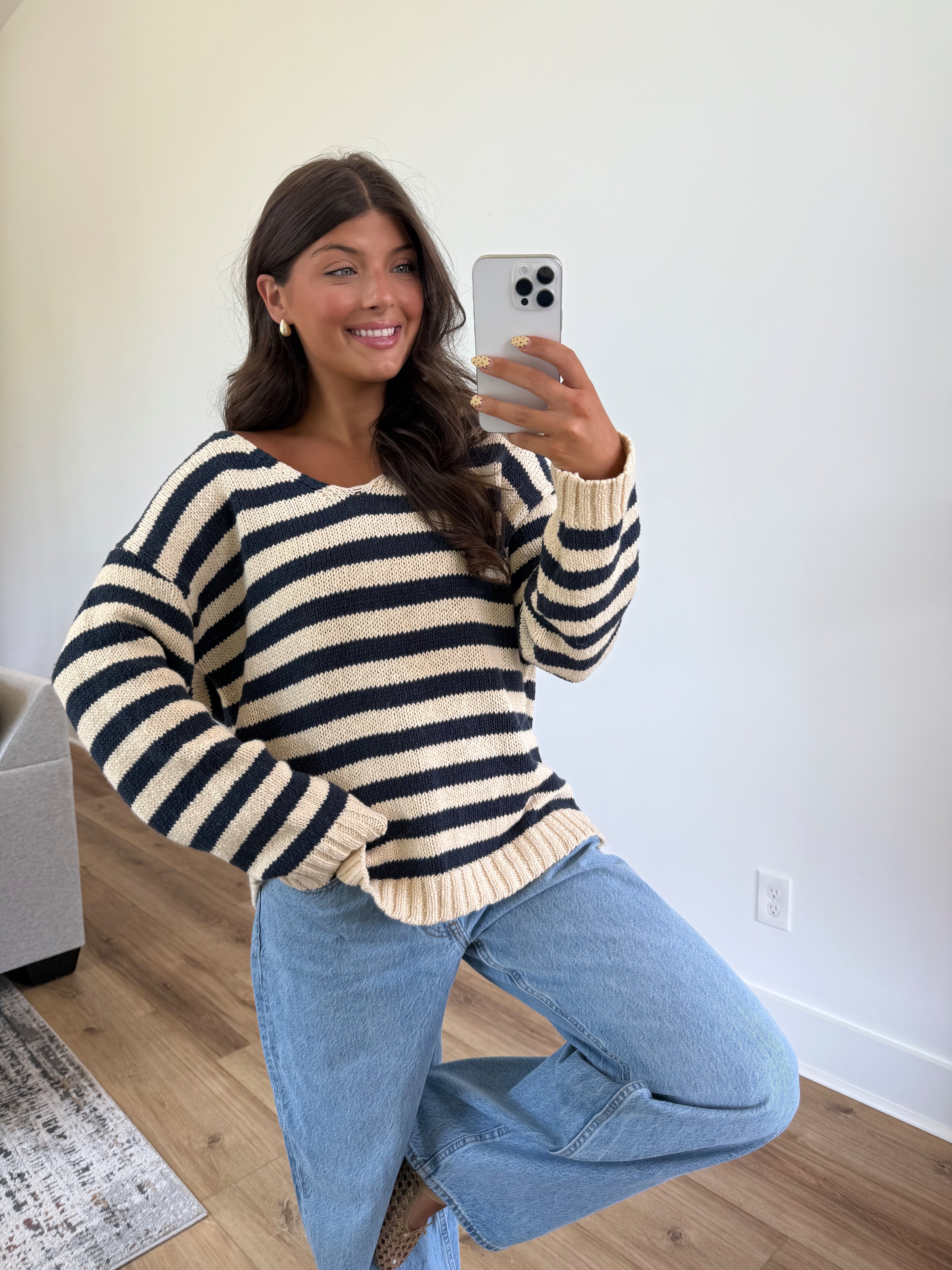 Dallas Stripe Sweater (Navy/White)