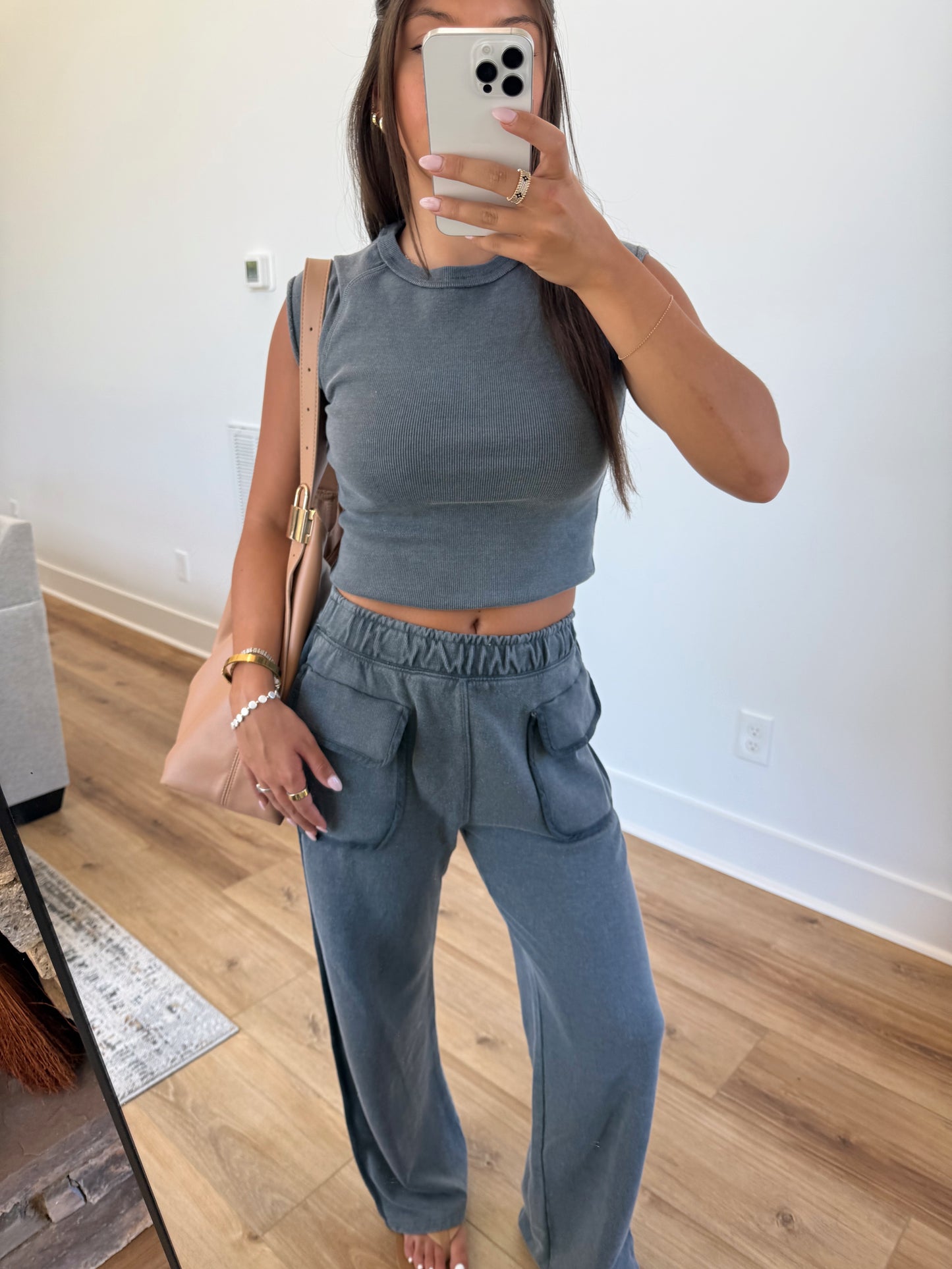 Muse On The Move Set (Grey)