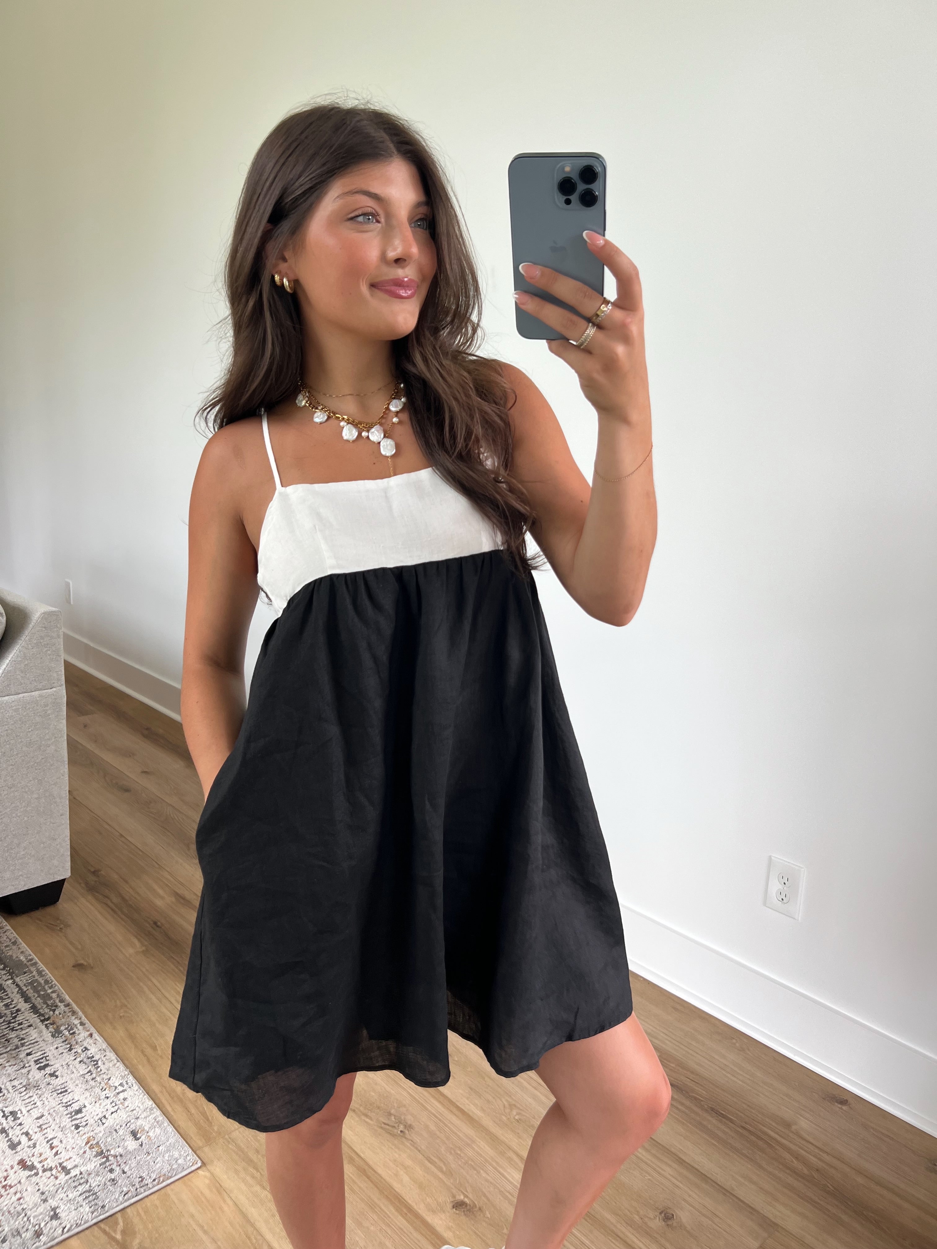 Capri Cami Dress (White/Black)