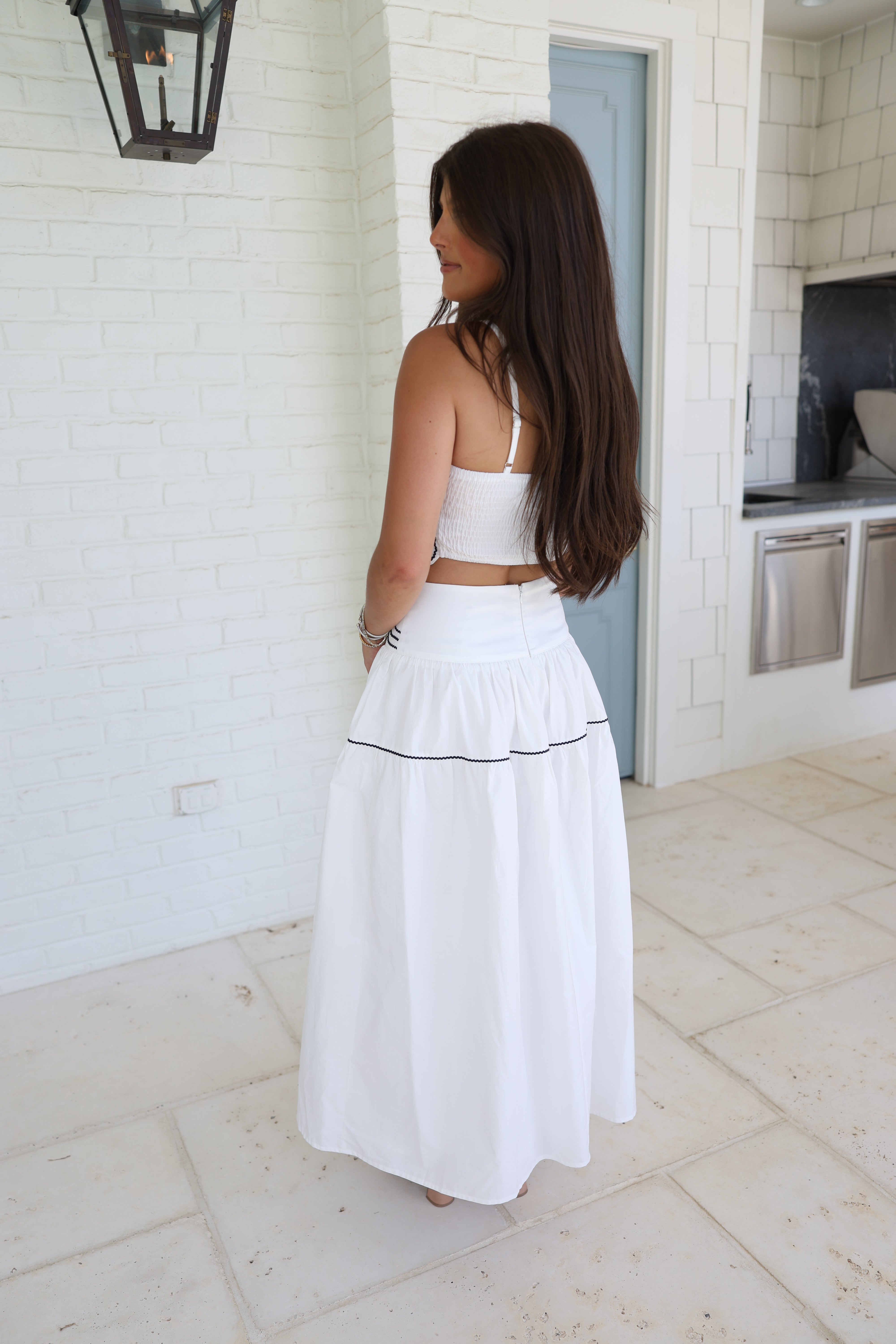 Saturday Scallop Set (White/Navy)