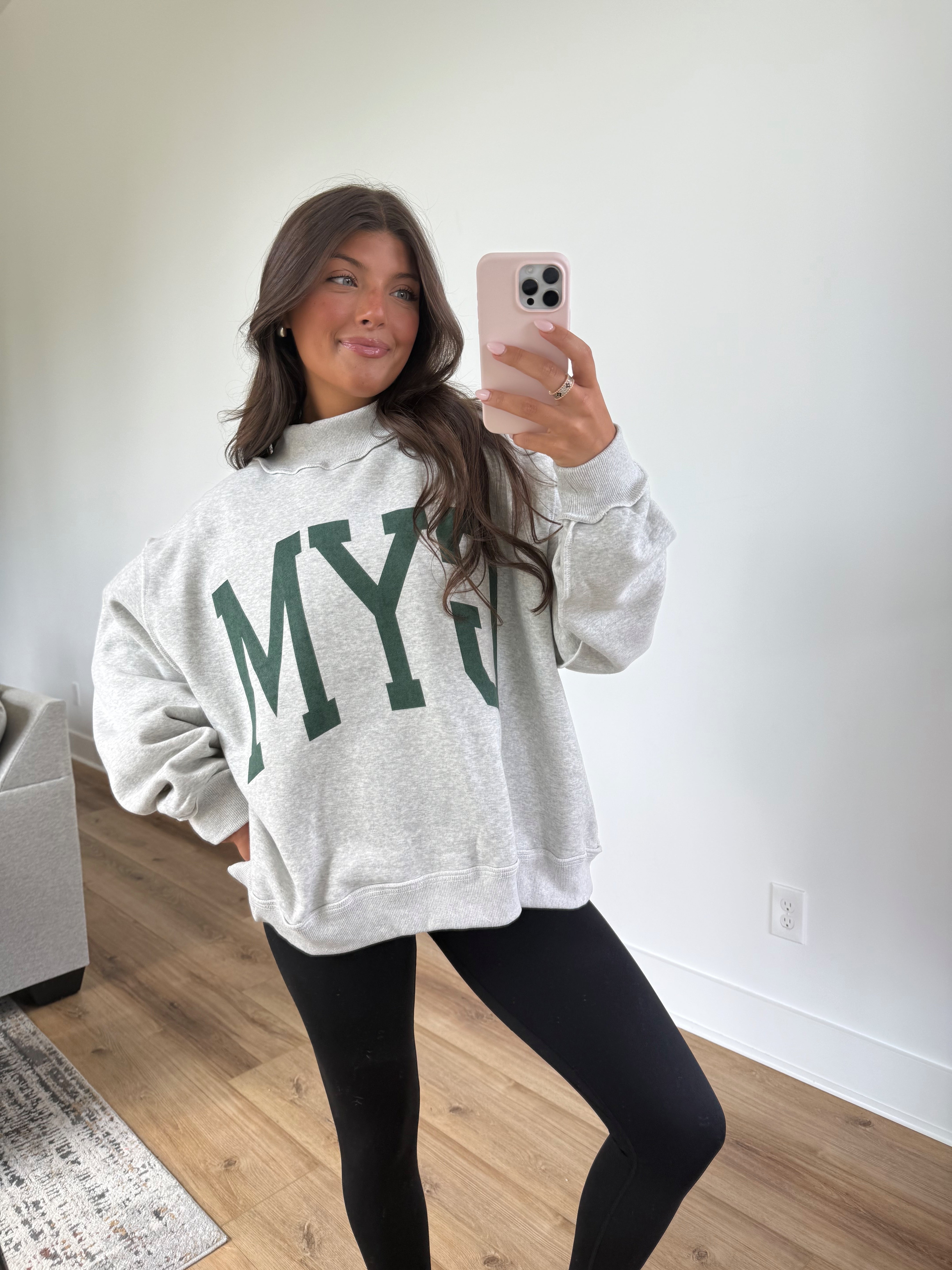 Gym x Bed Mockneck