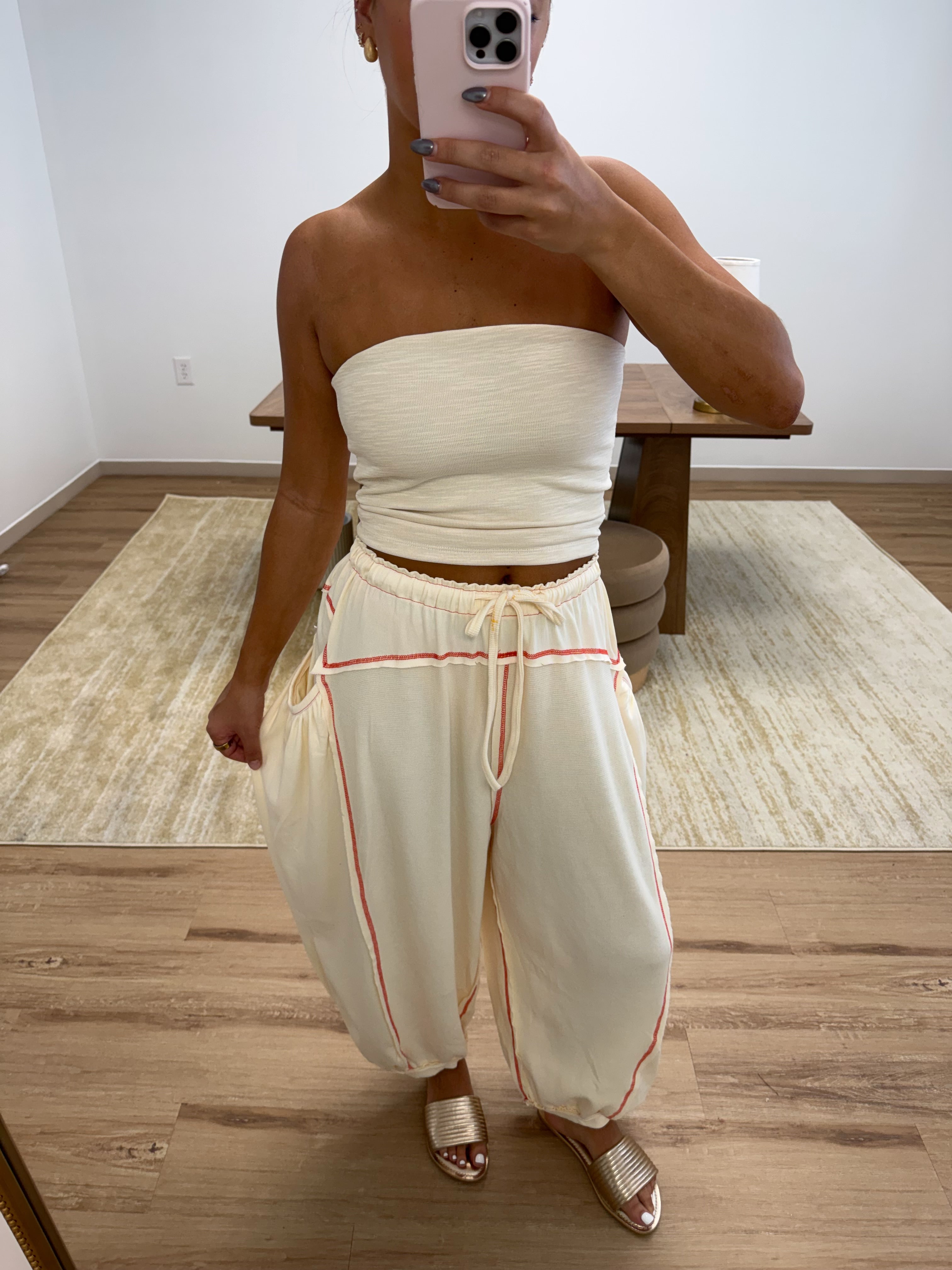 Cream Scrunch Tube Top