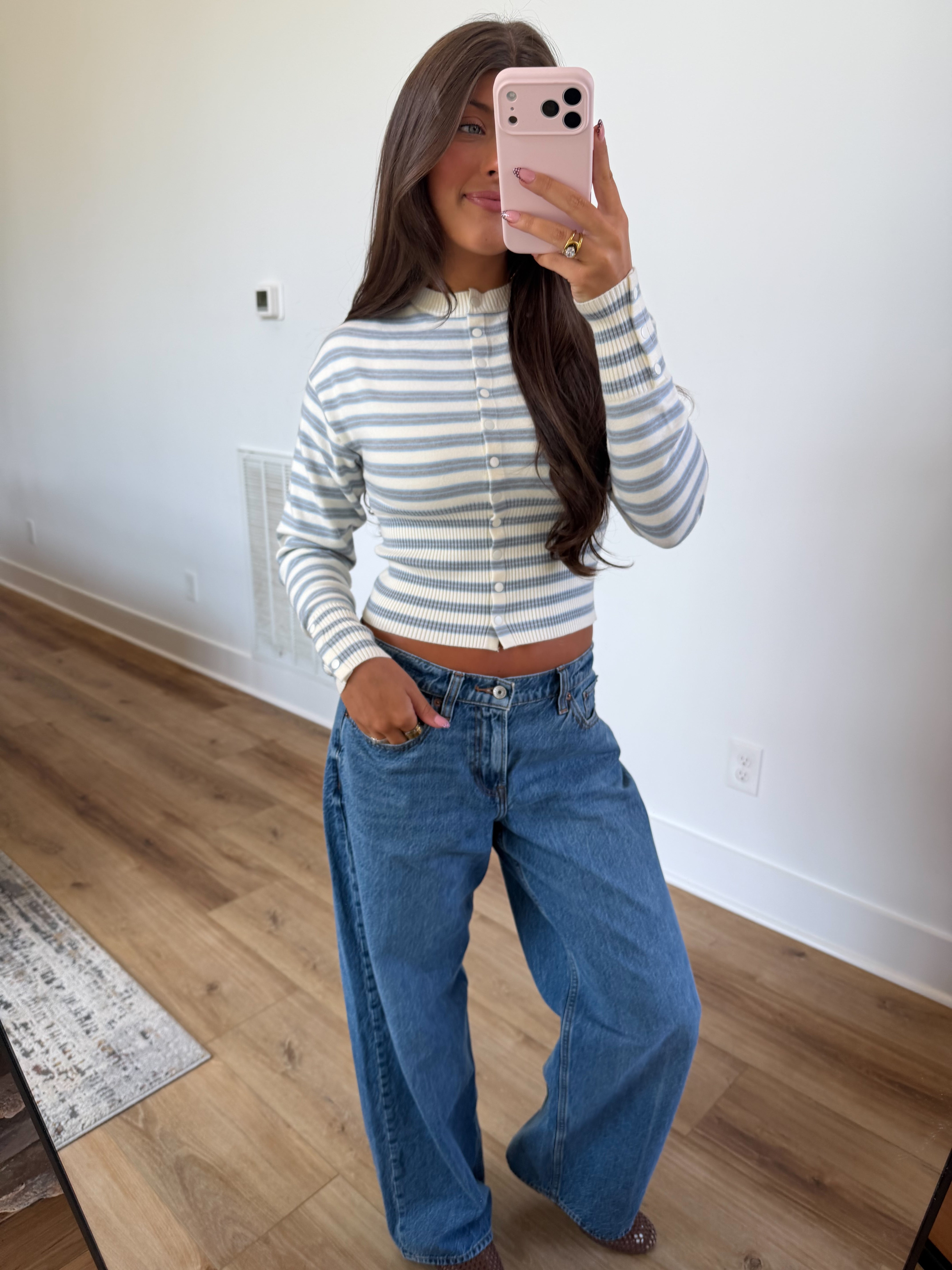 The Annie Cardigan (Grey)