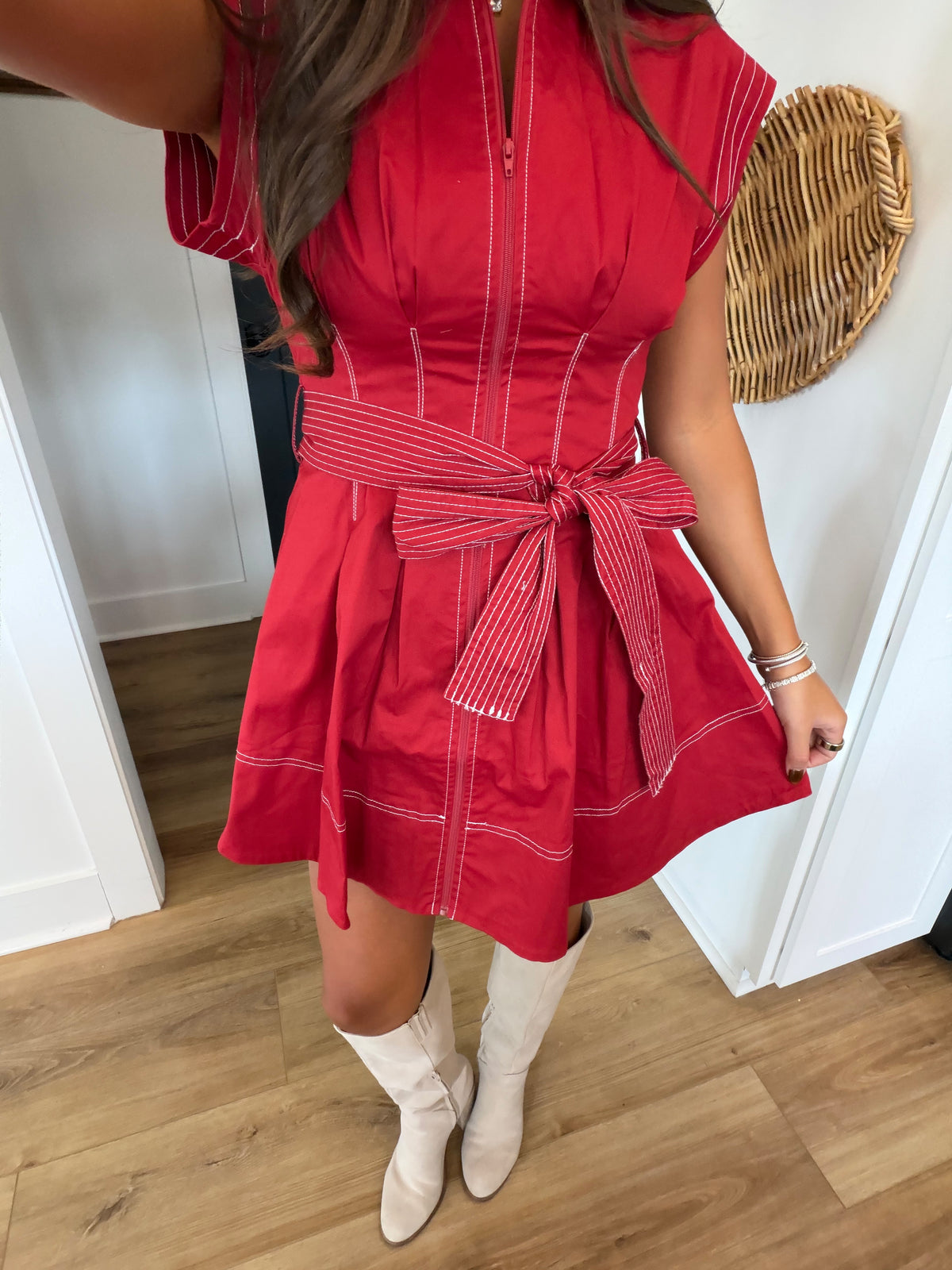 Noelle Contrast Stitch Mini (Burgundy)