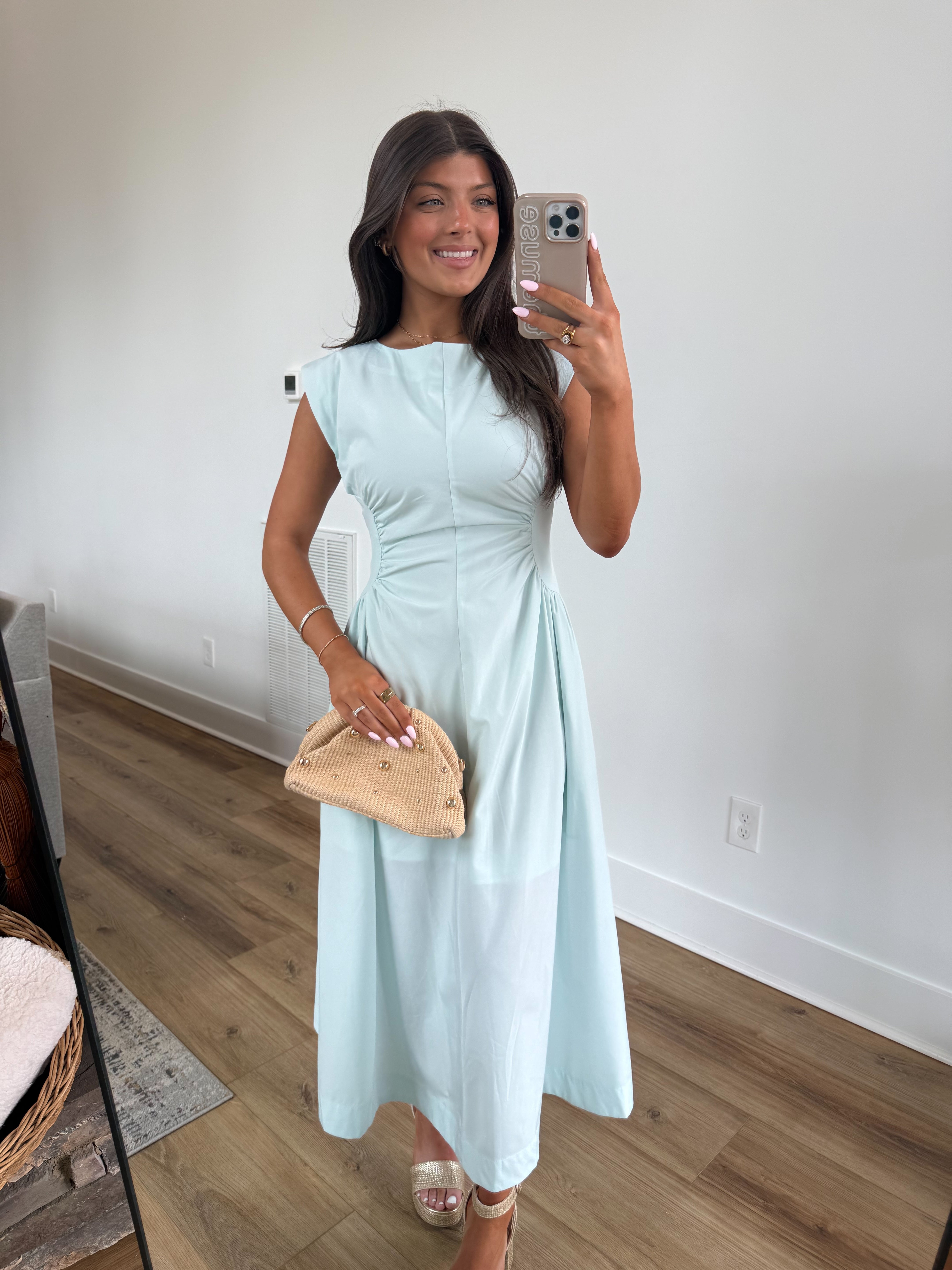 The Timeless Midi (Mint Blue)