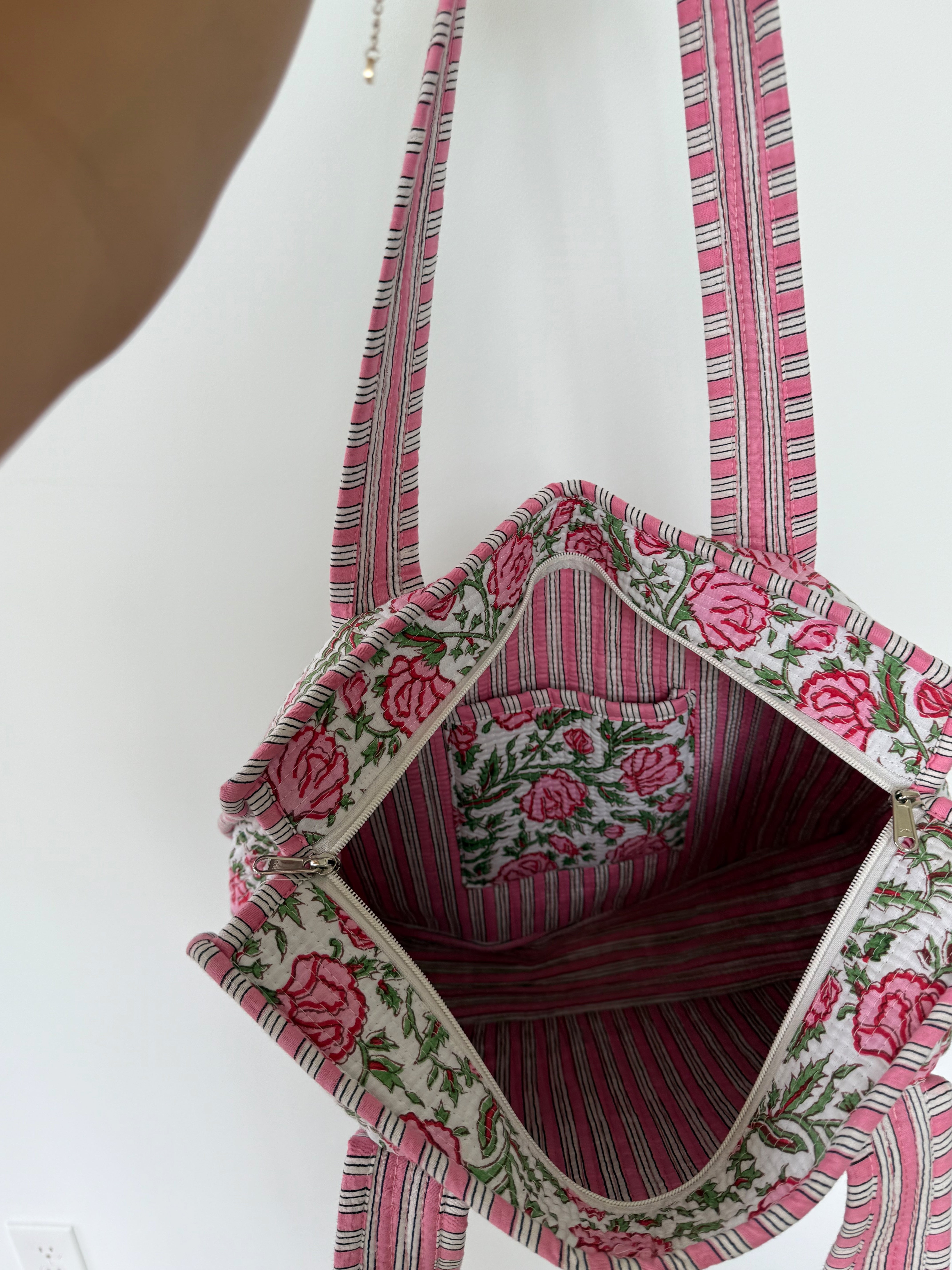 The Garden Club Tote (Pink Roses)