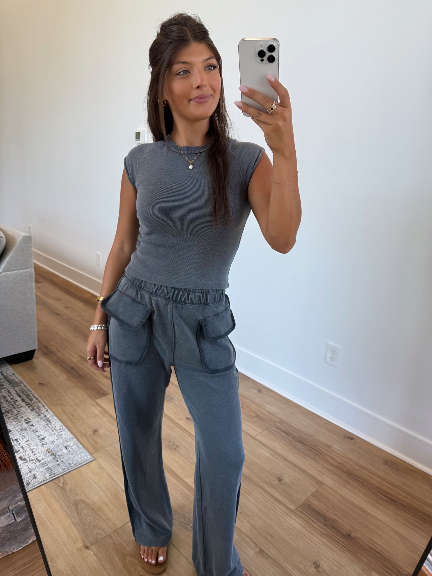 Muse On The Move Set (Grey)