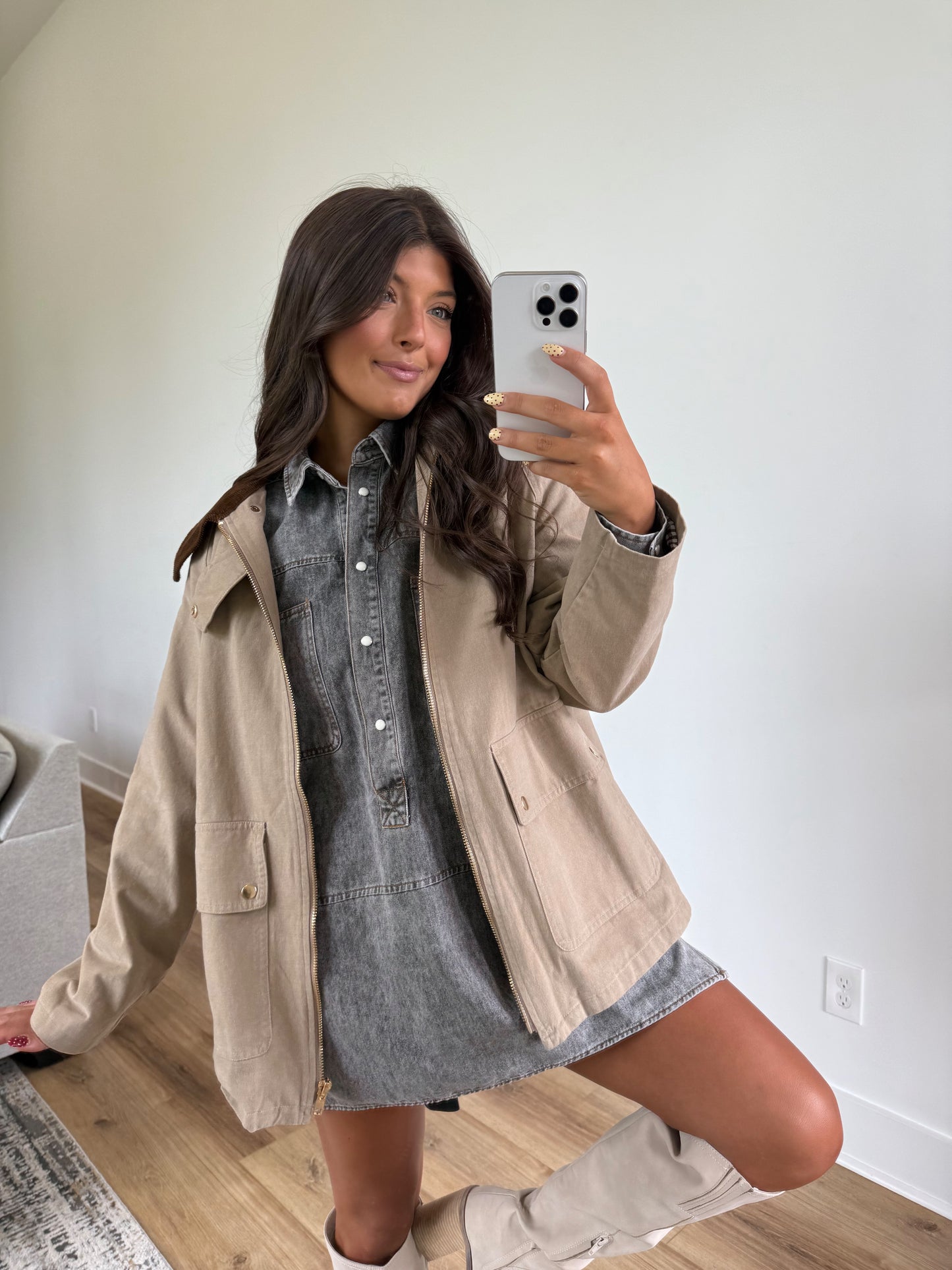 Corduroy Collar Barn Jacket (Beige)