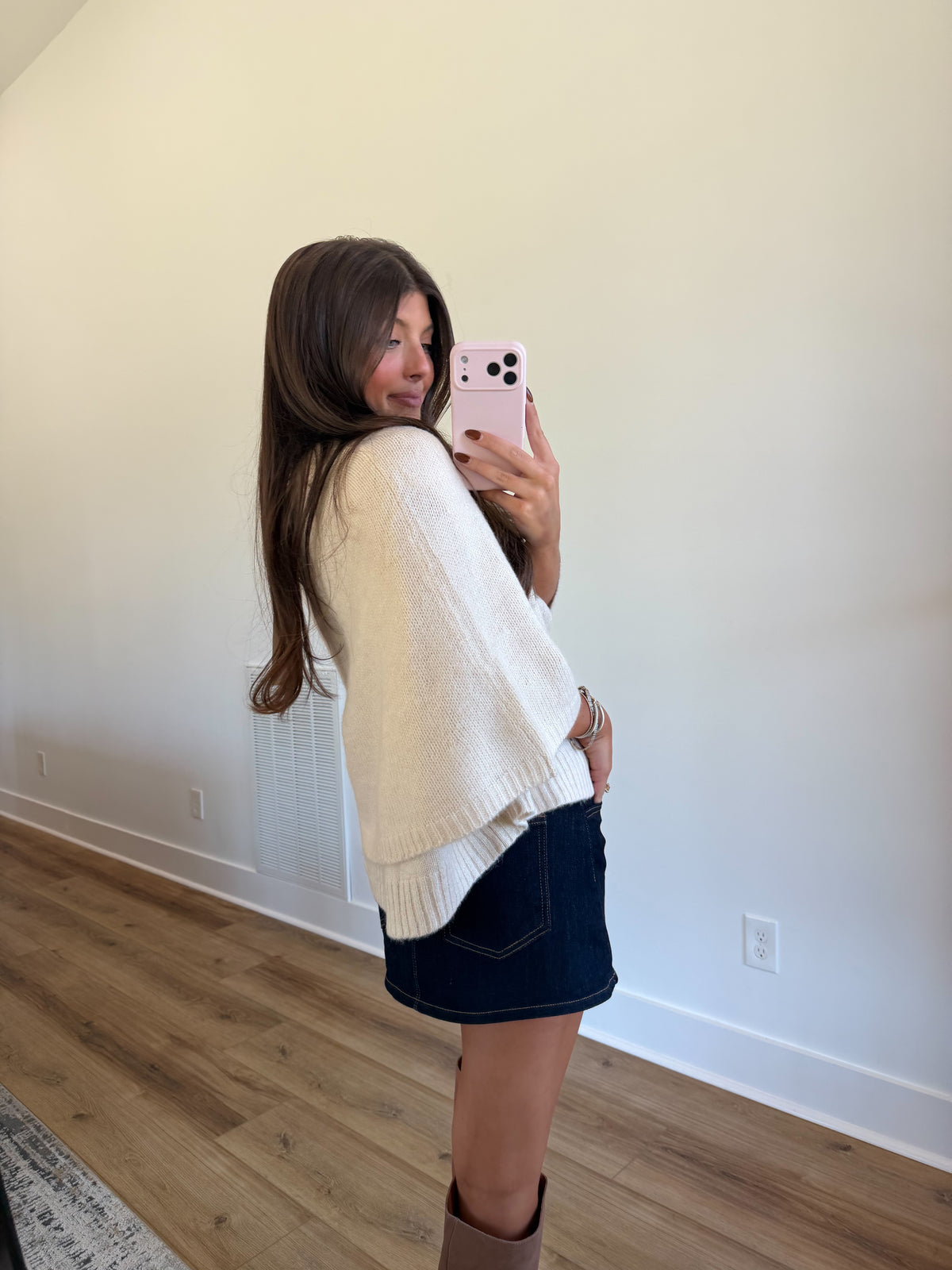 Lydia Cape Sweater (Cream)