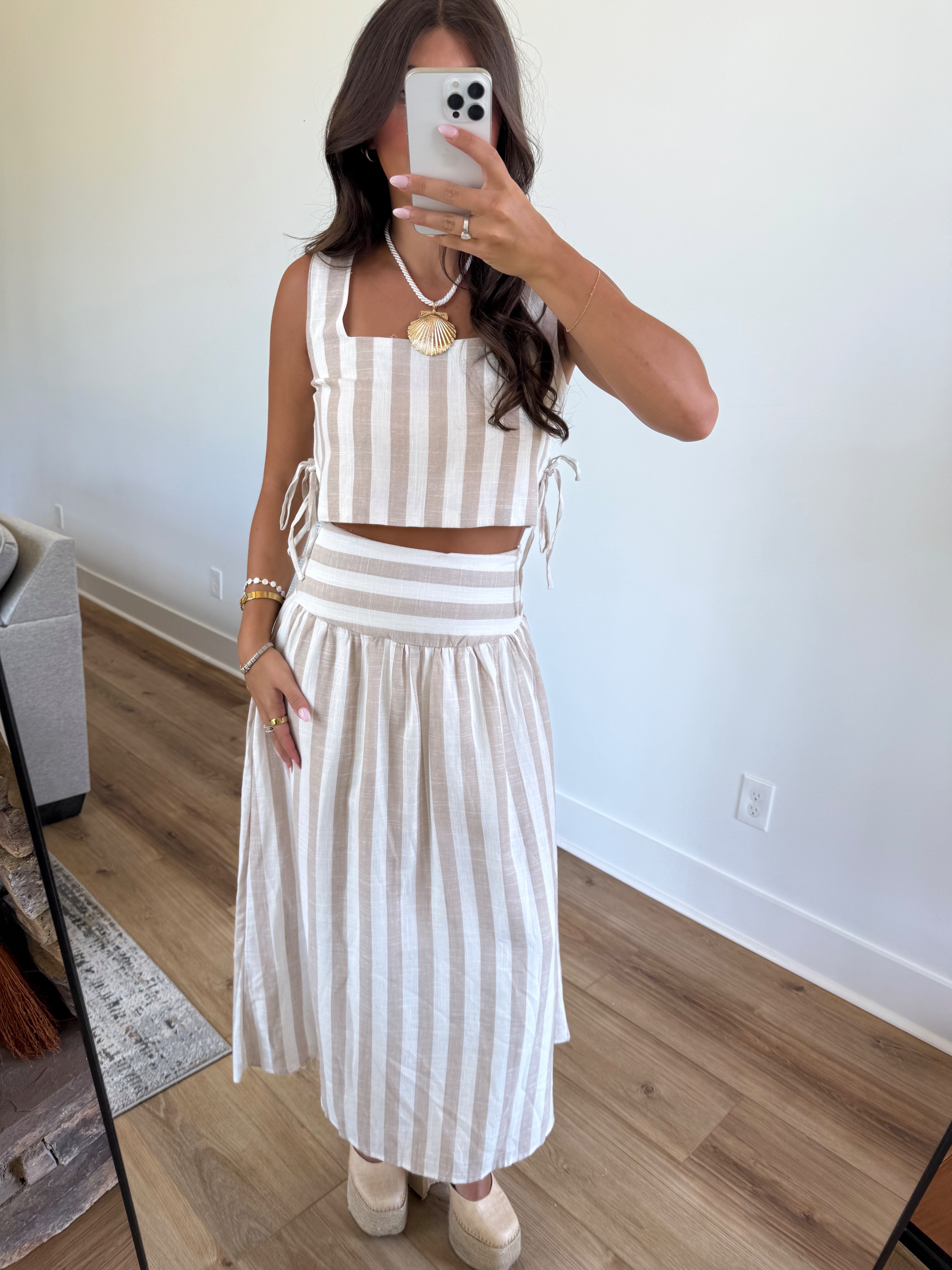 Cream Stripes Set