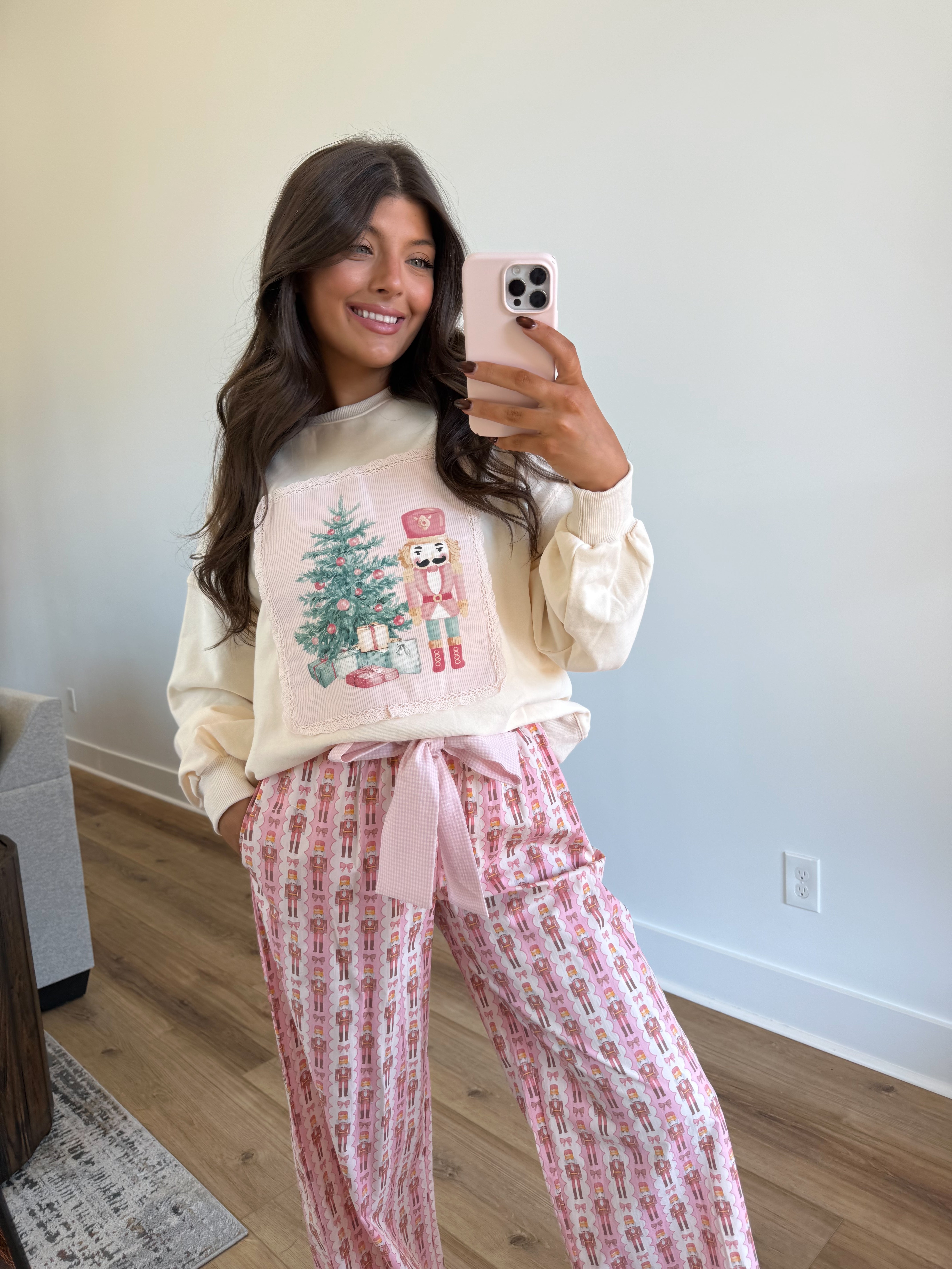 The Nutcracker Dreams Crewneck (Cream)