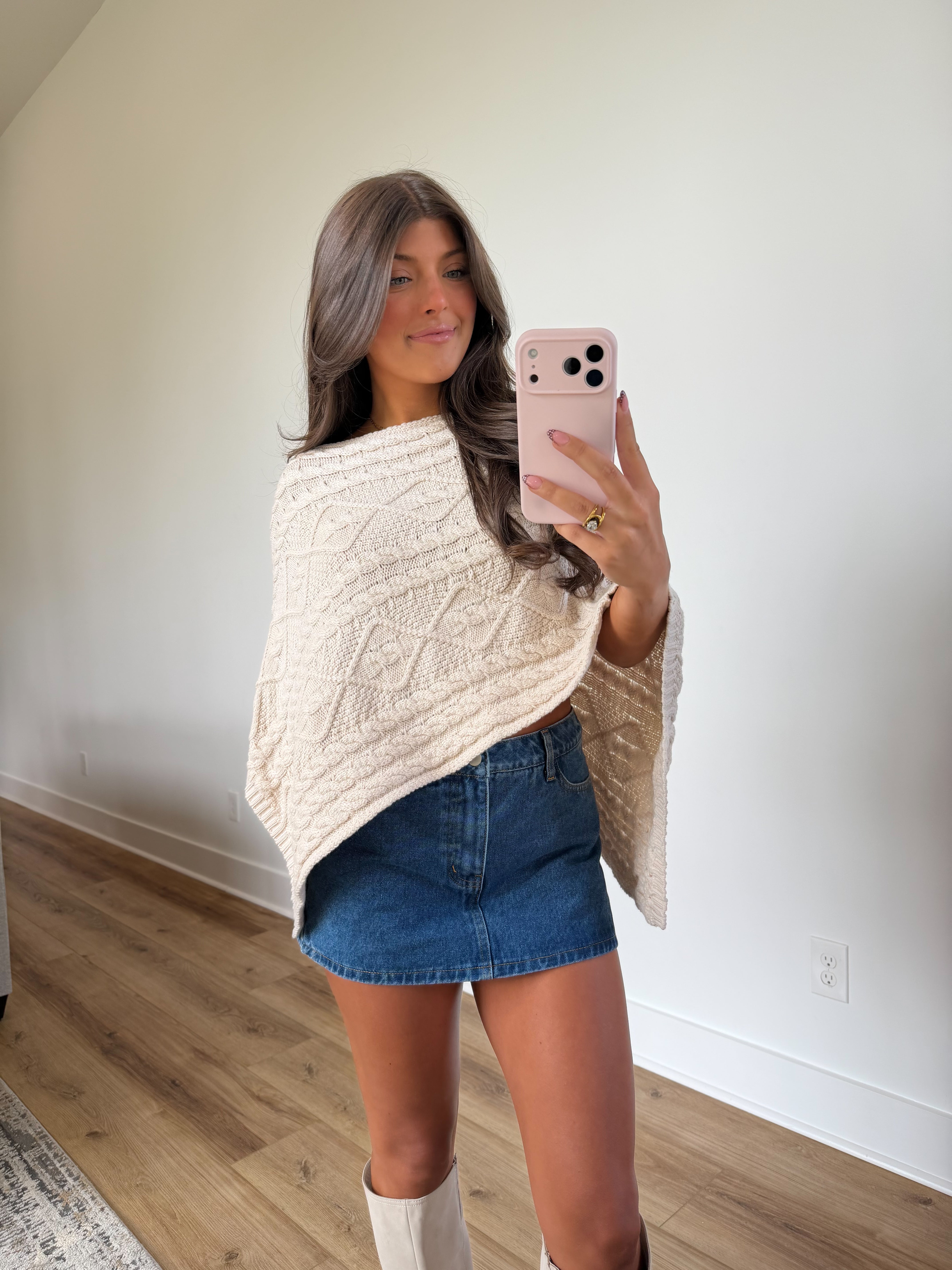 Ollie Sweater Poncho (Ivory)