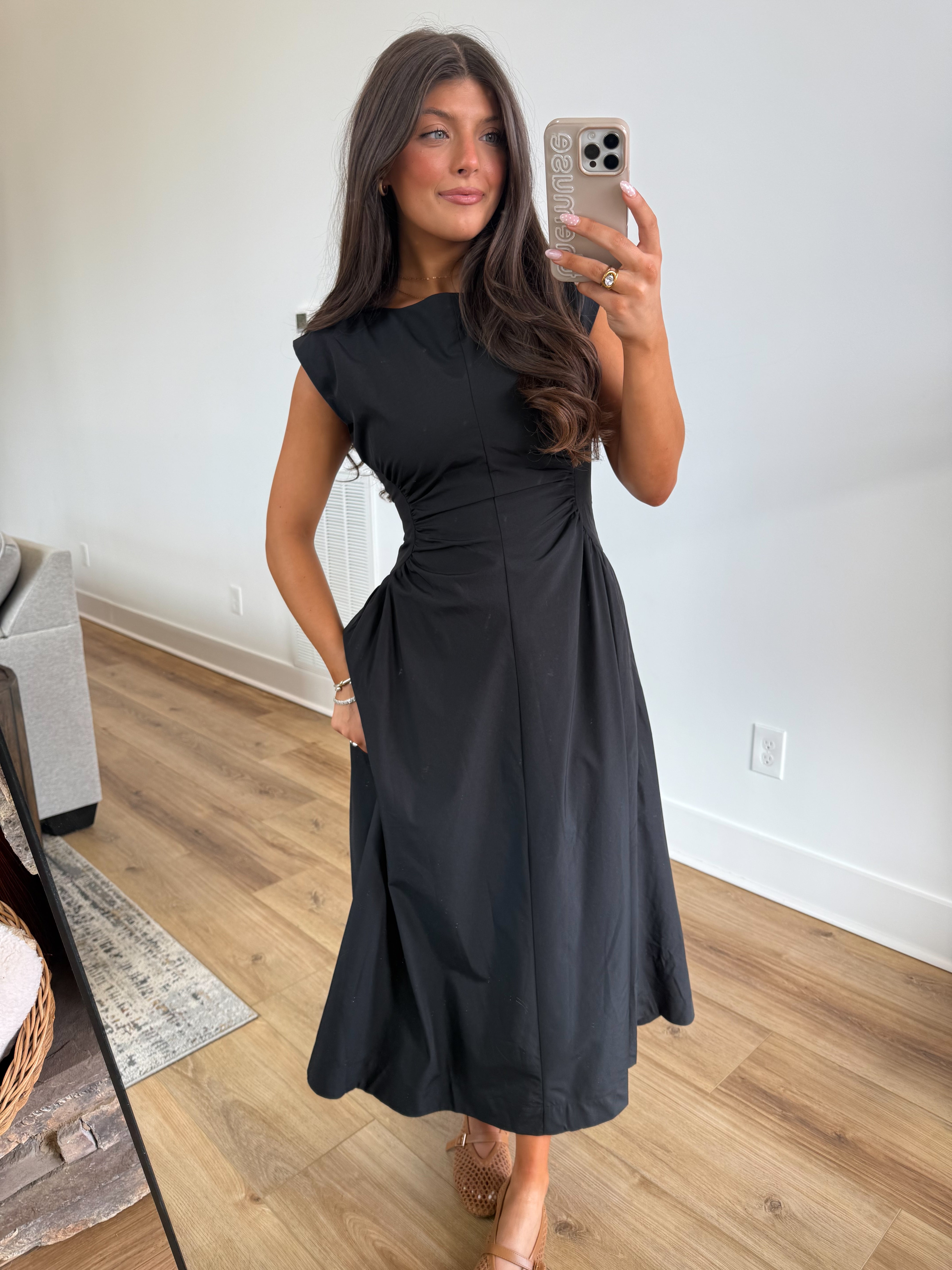 The Timeless Midi (Black)