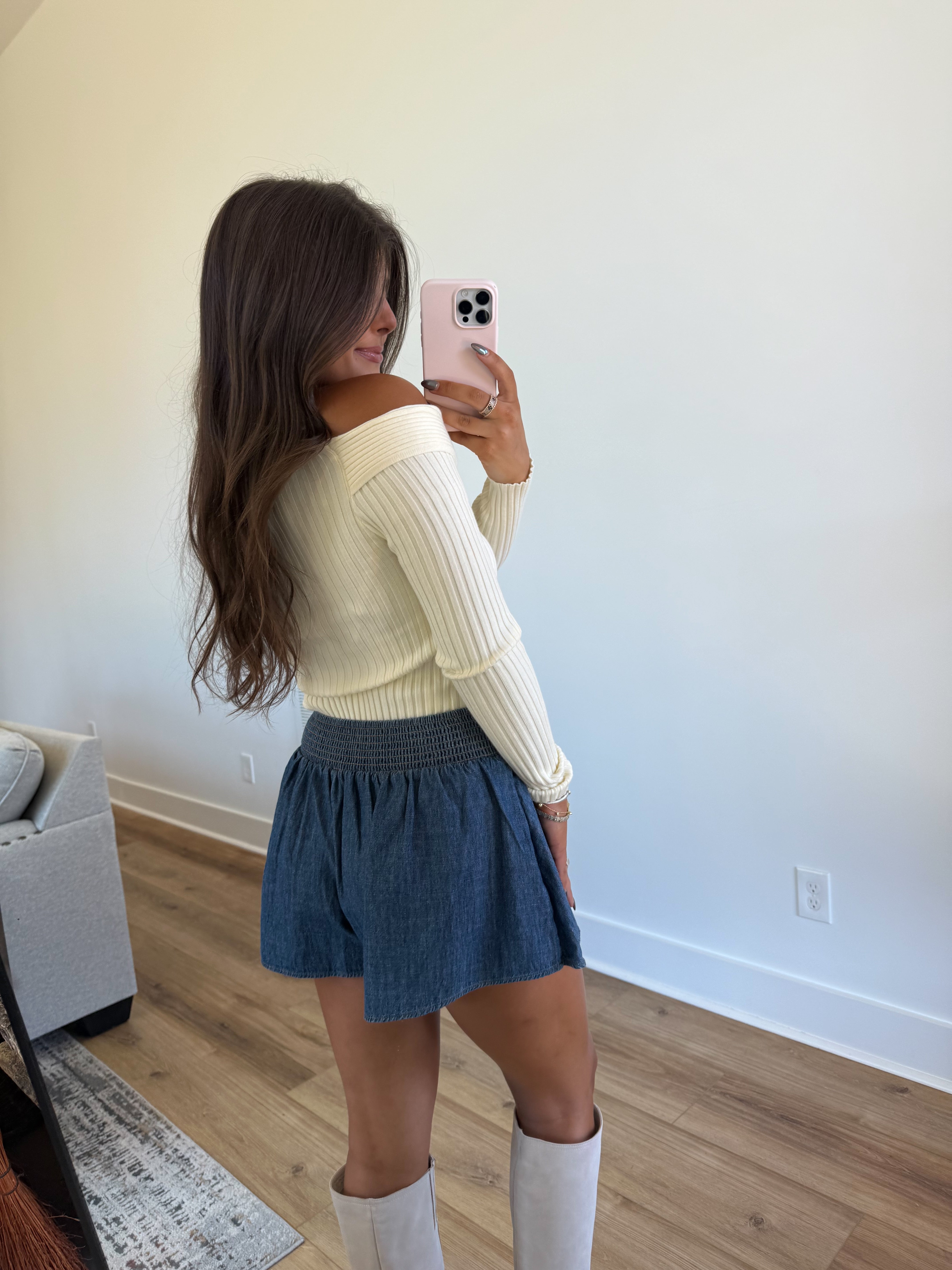 The Can’t Resist Knit (Cream)