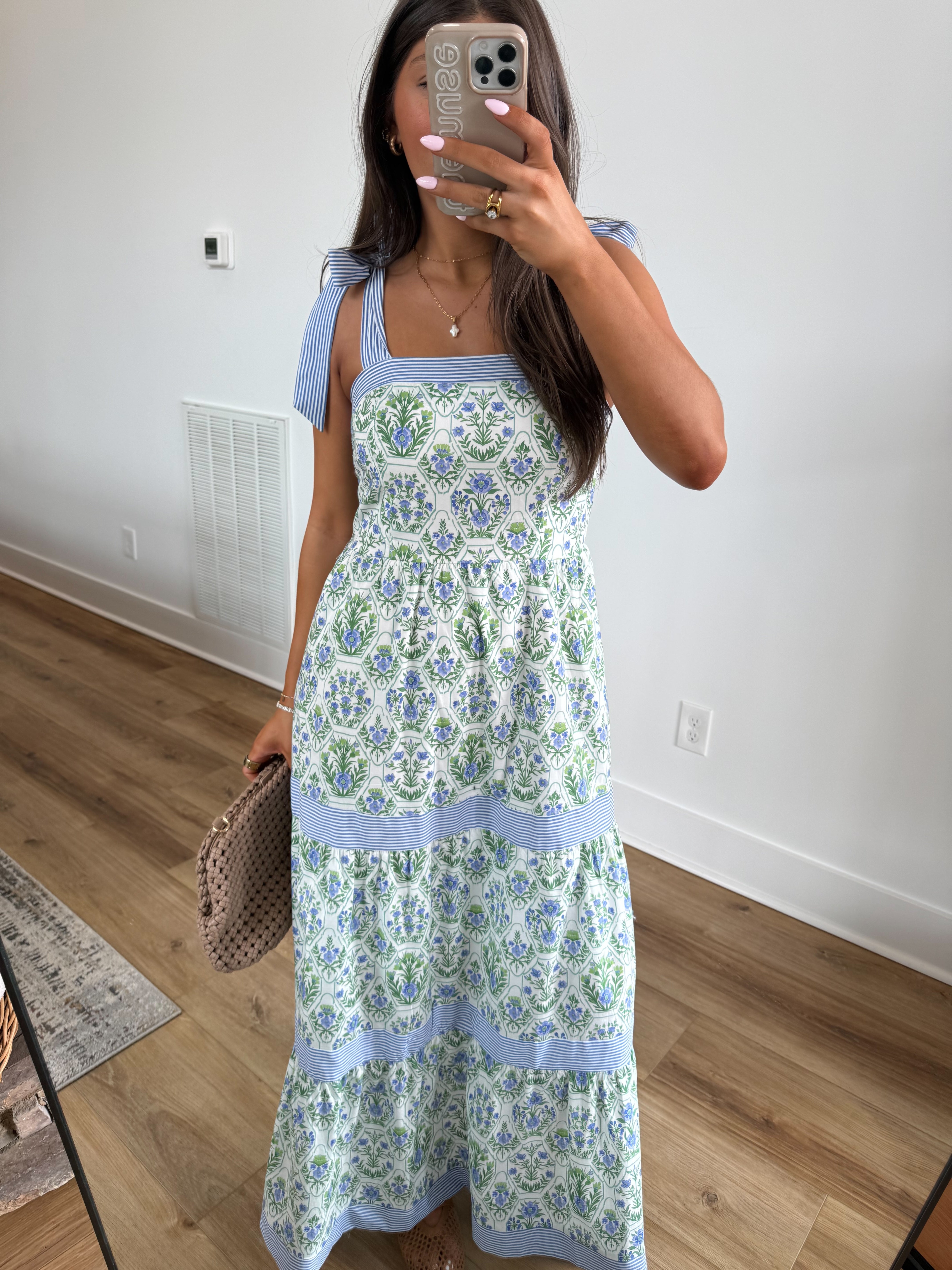 The Hydrangea Garden Maxi (Green/Blue)(PRE-ORDER (1-2 weeks)/ Restock)