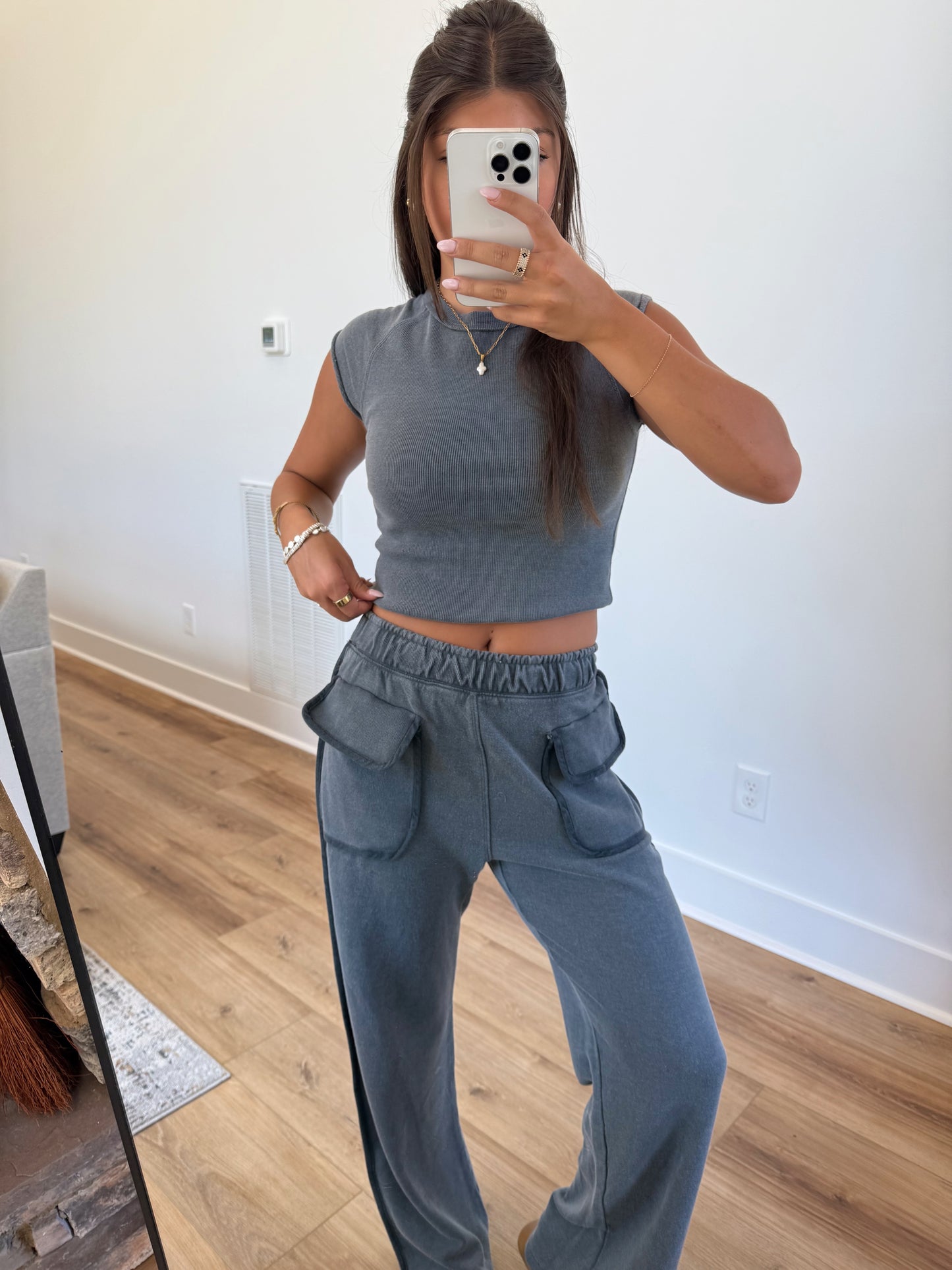 Muse On The Move Set (Grey)