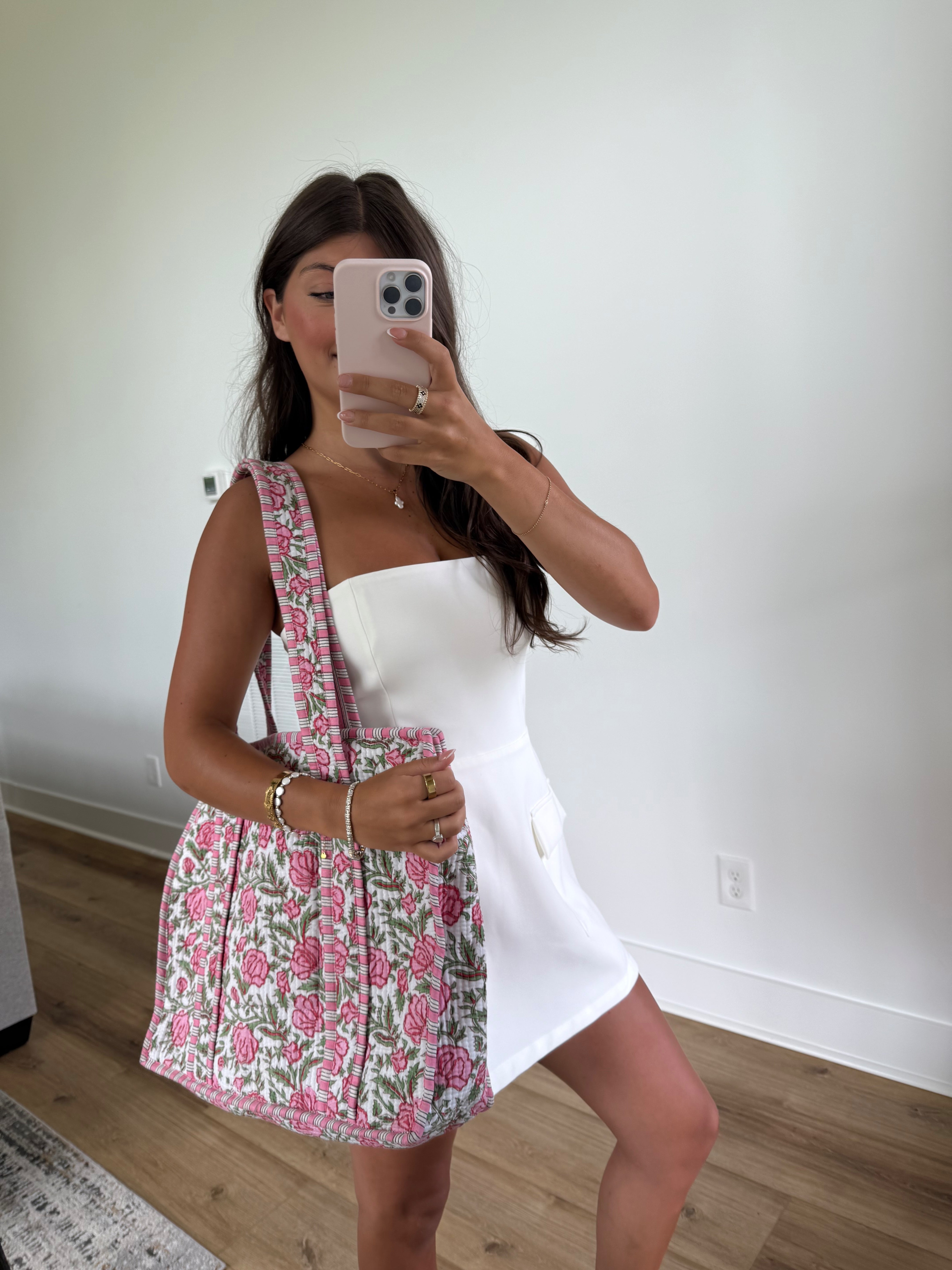 The Garden Club Tote (Pink Roses)