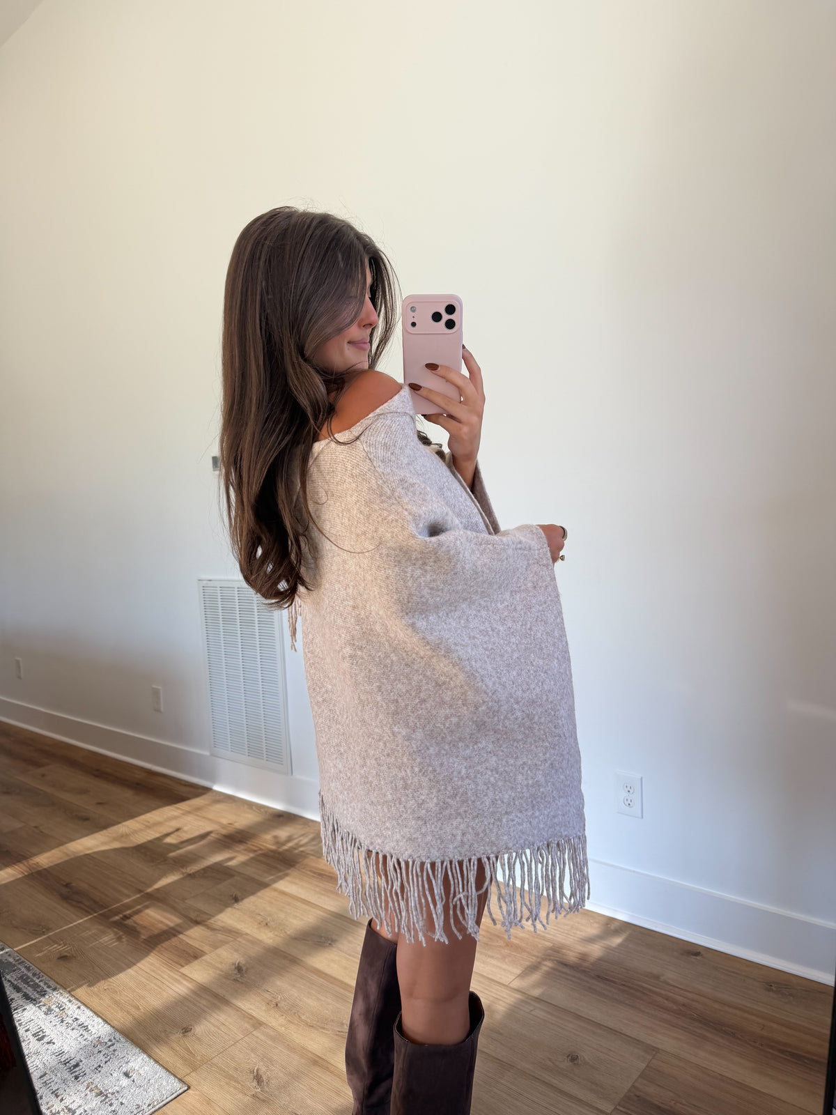 Reece Fringe Poncho (Oatmeal)