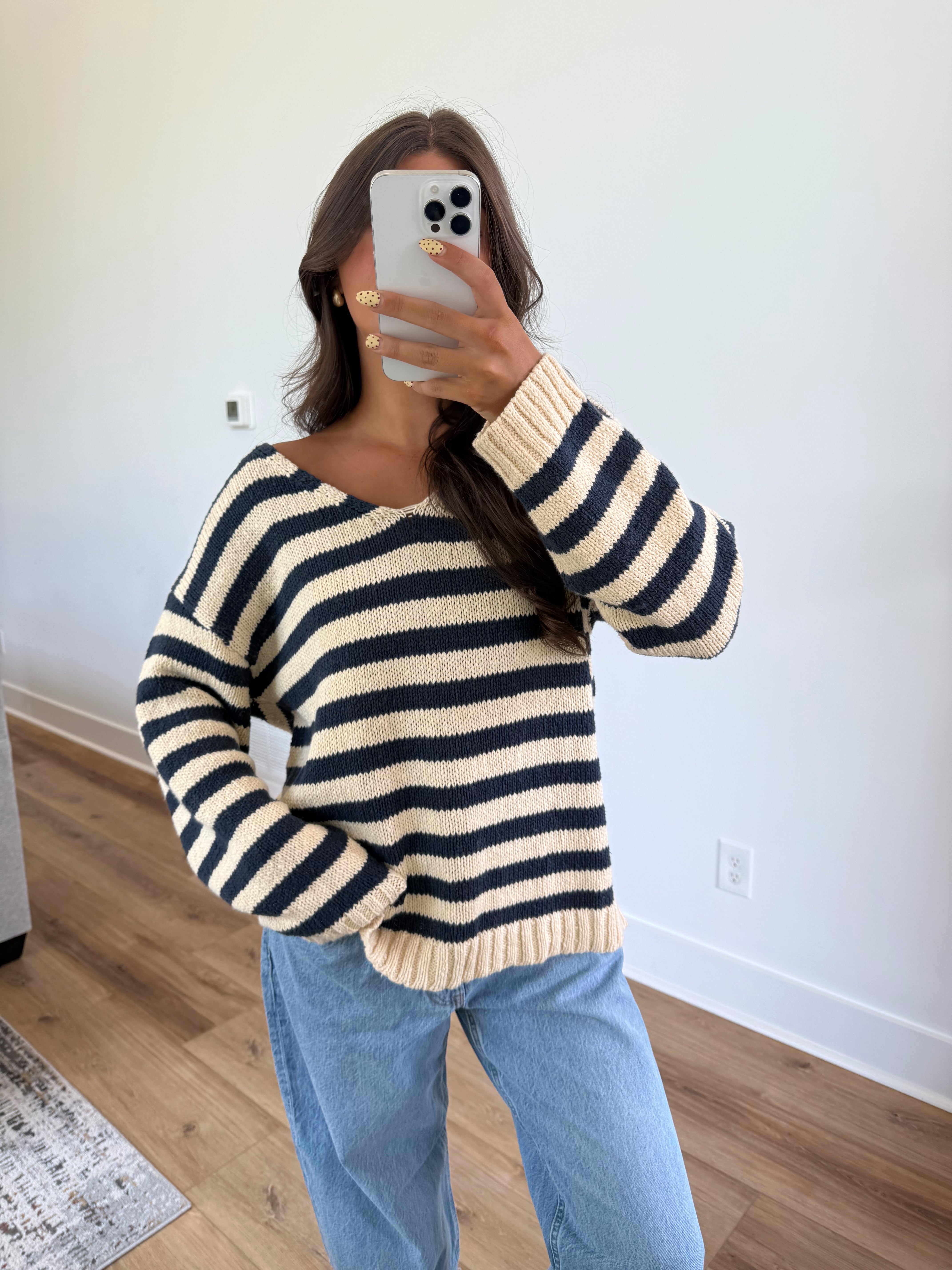 Dallas Stripe Sweater (Navy/White)