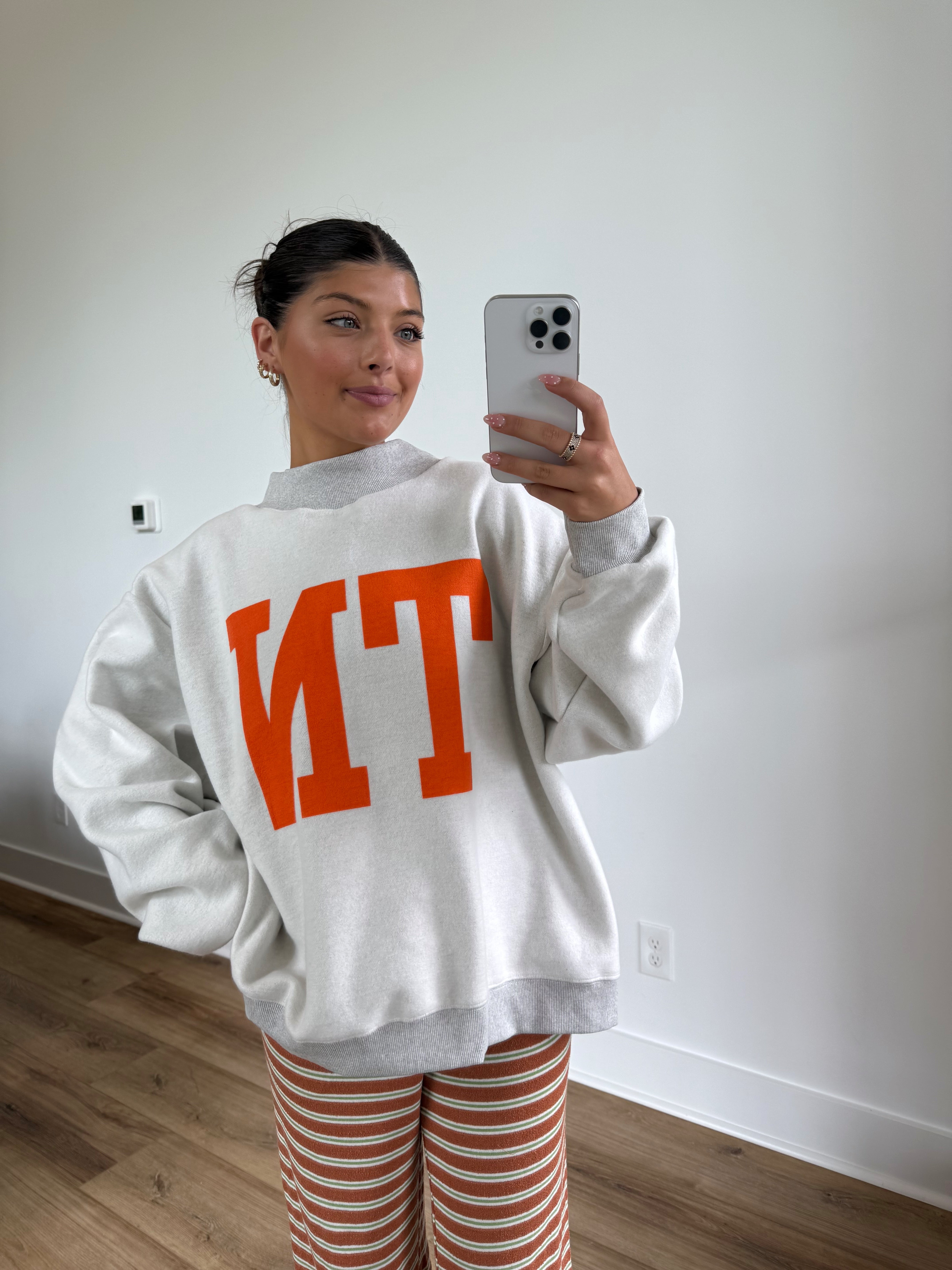 Tennessee x TN Mockneck