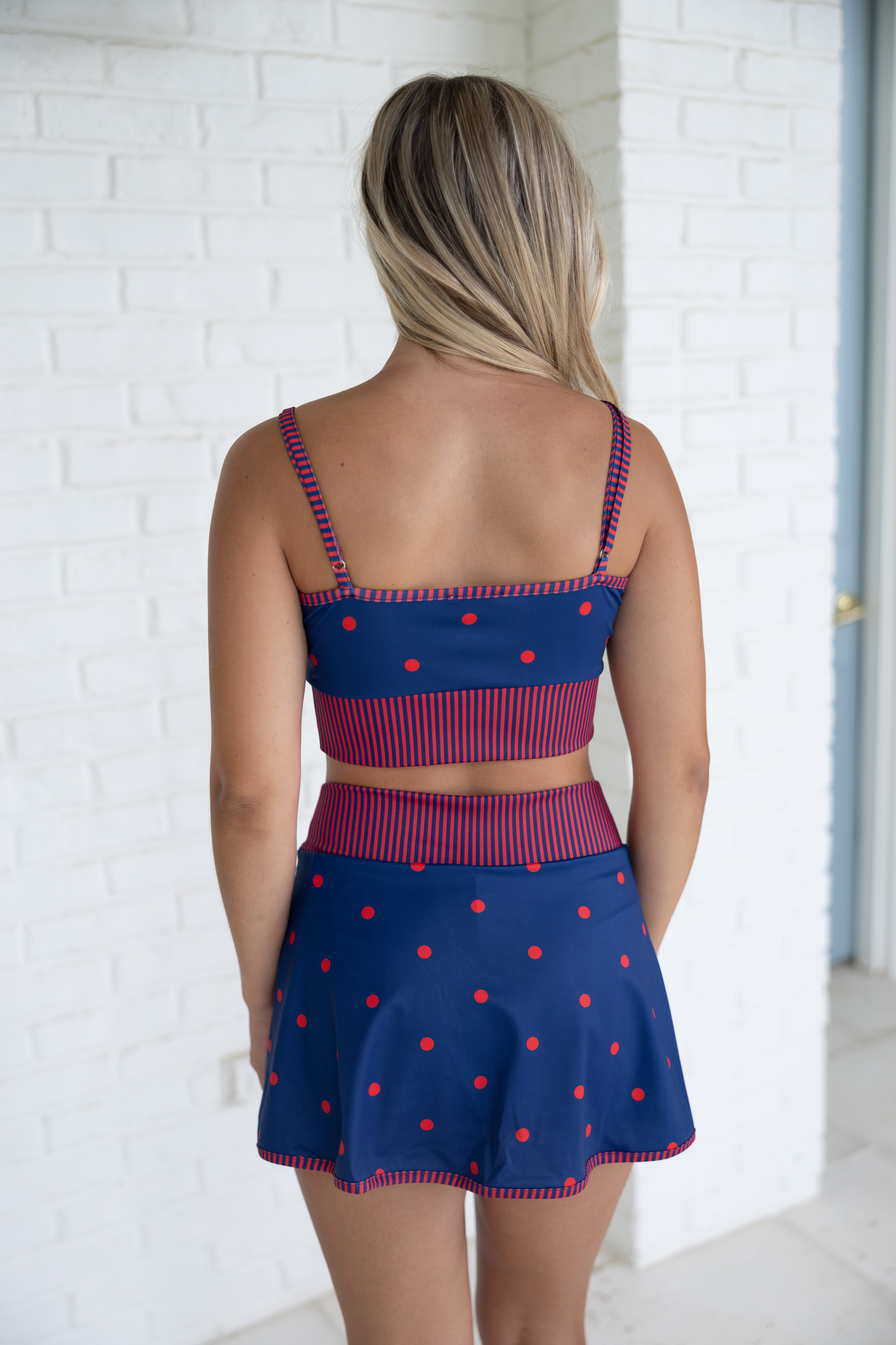 Dotted Lines Athletic Set