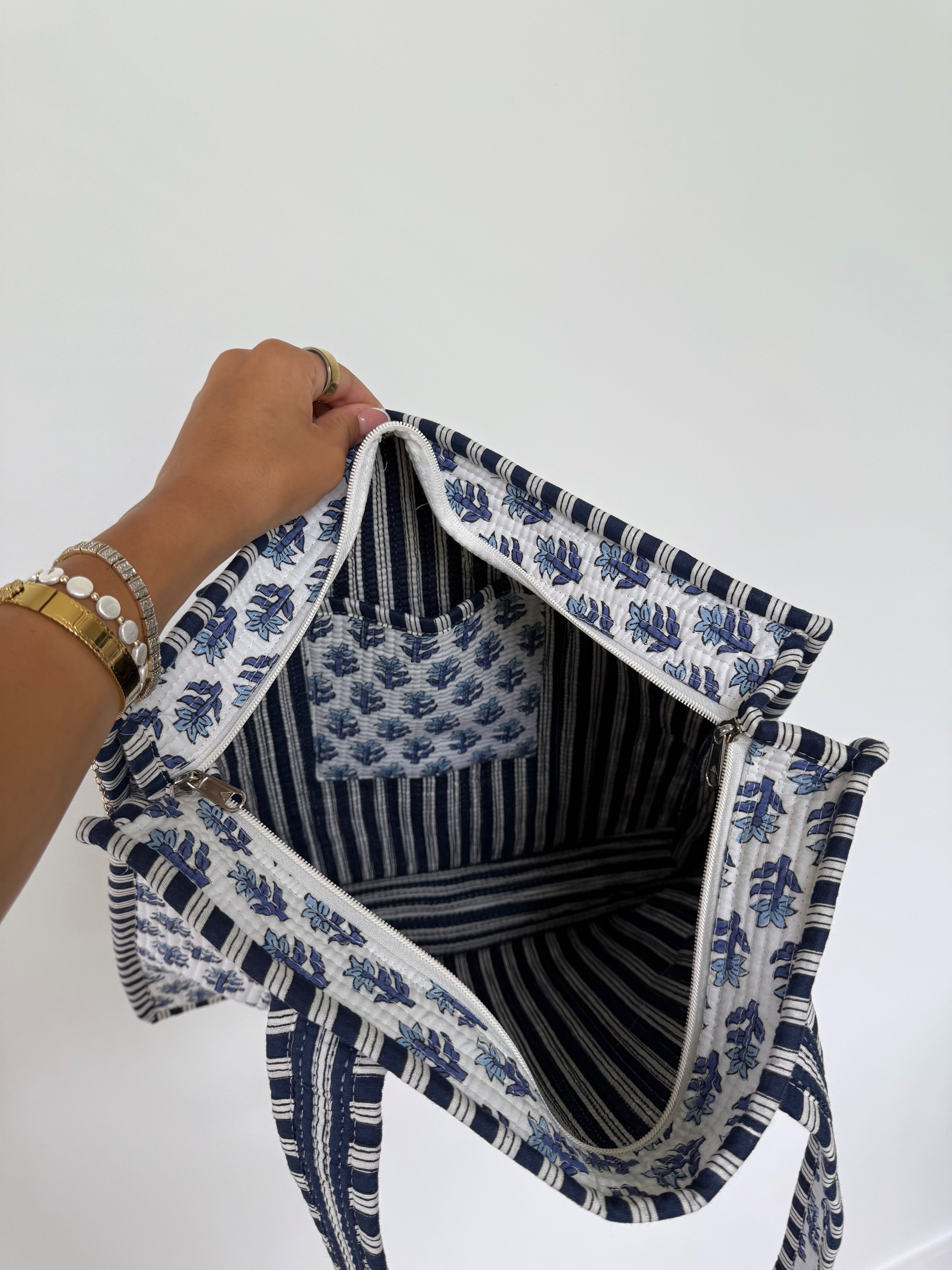 The Garden Club Tote (Blue Tulips)