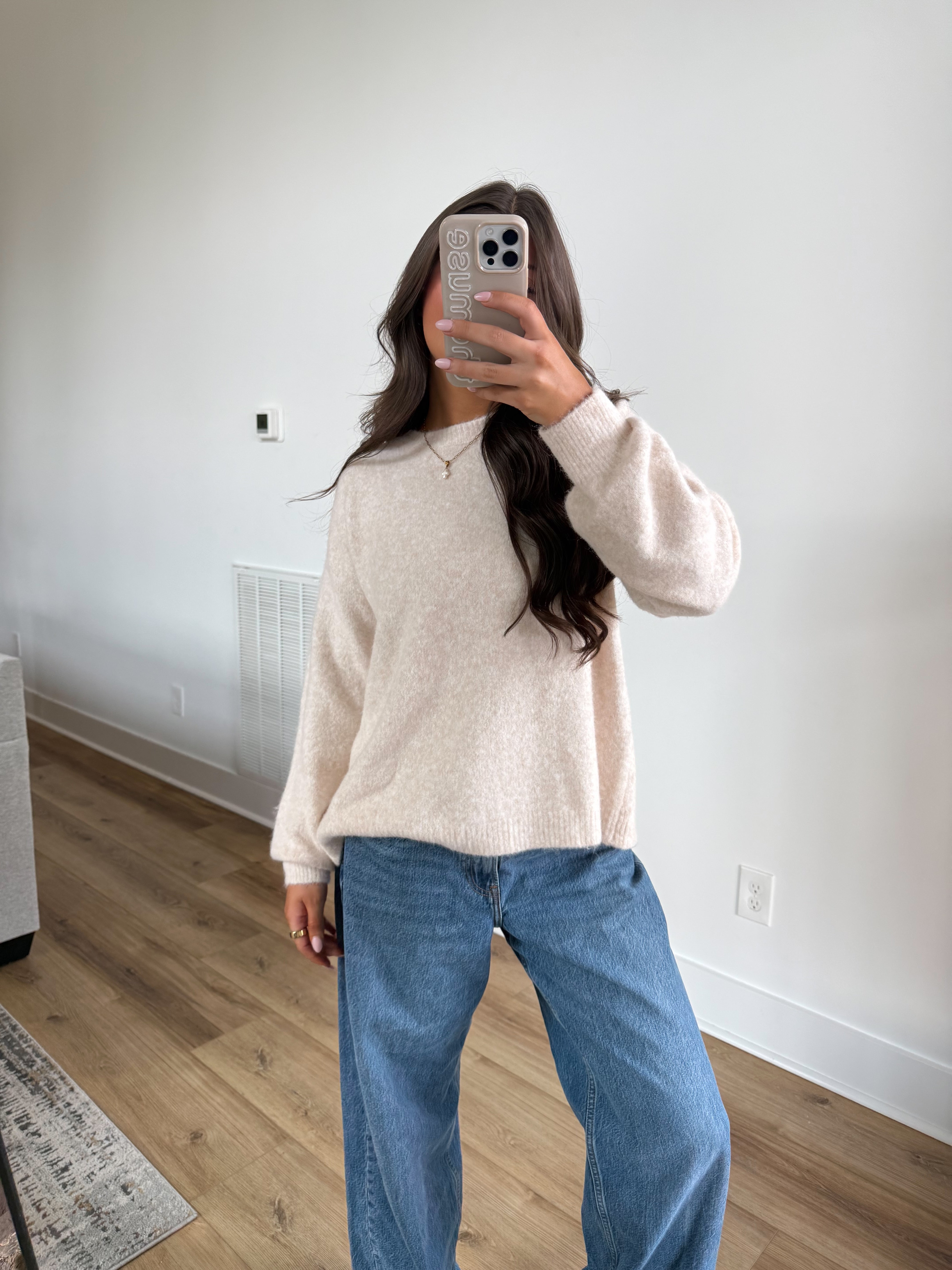 The Snowfall Bow Sweater (Cream)