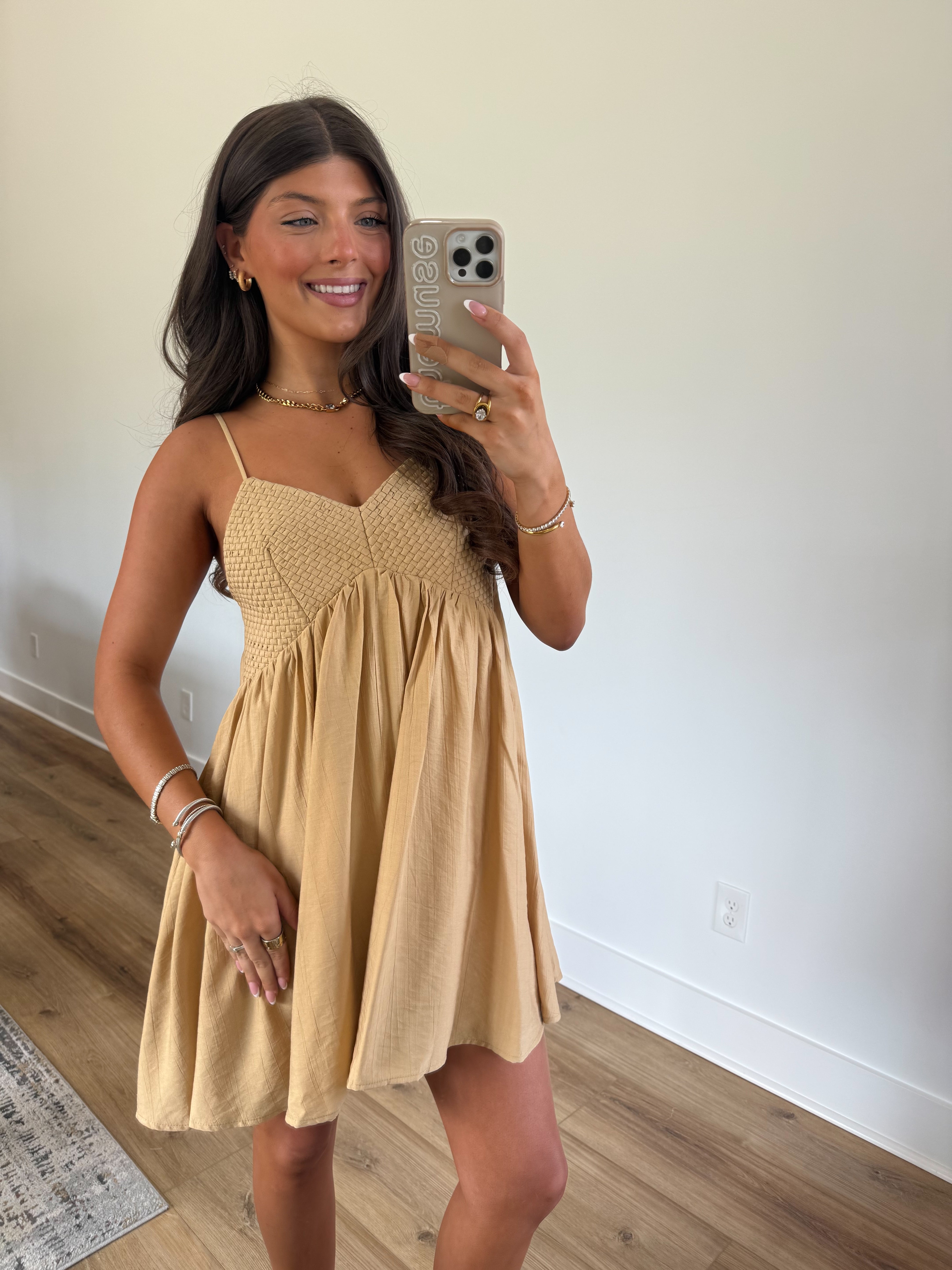 The Woven Sand Mini