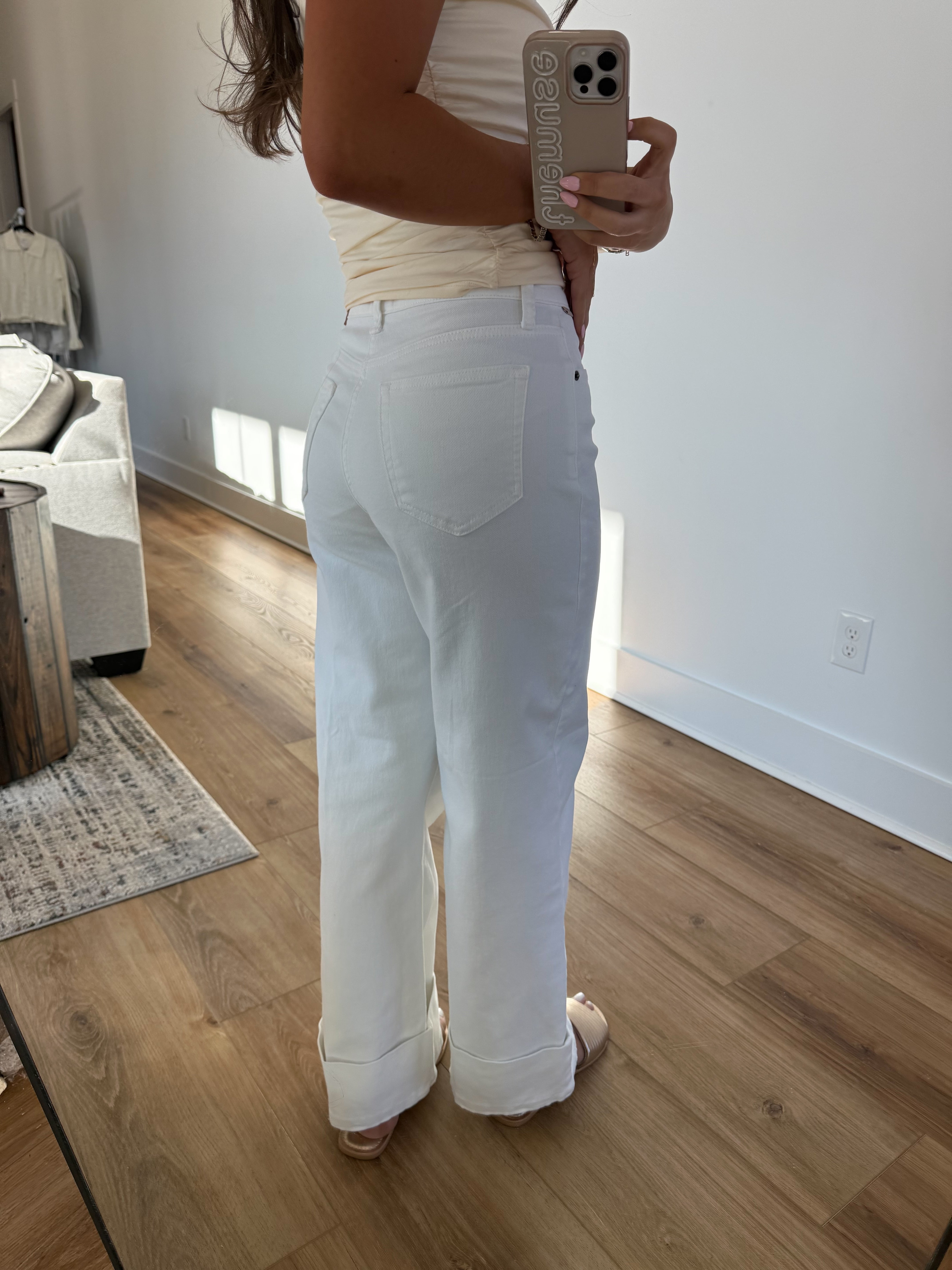 The Everyday White Cuffed Jeans (PRE-ORDER (1-2 weeks)/ Restock)